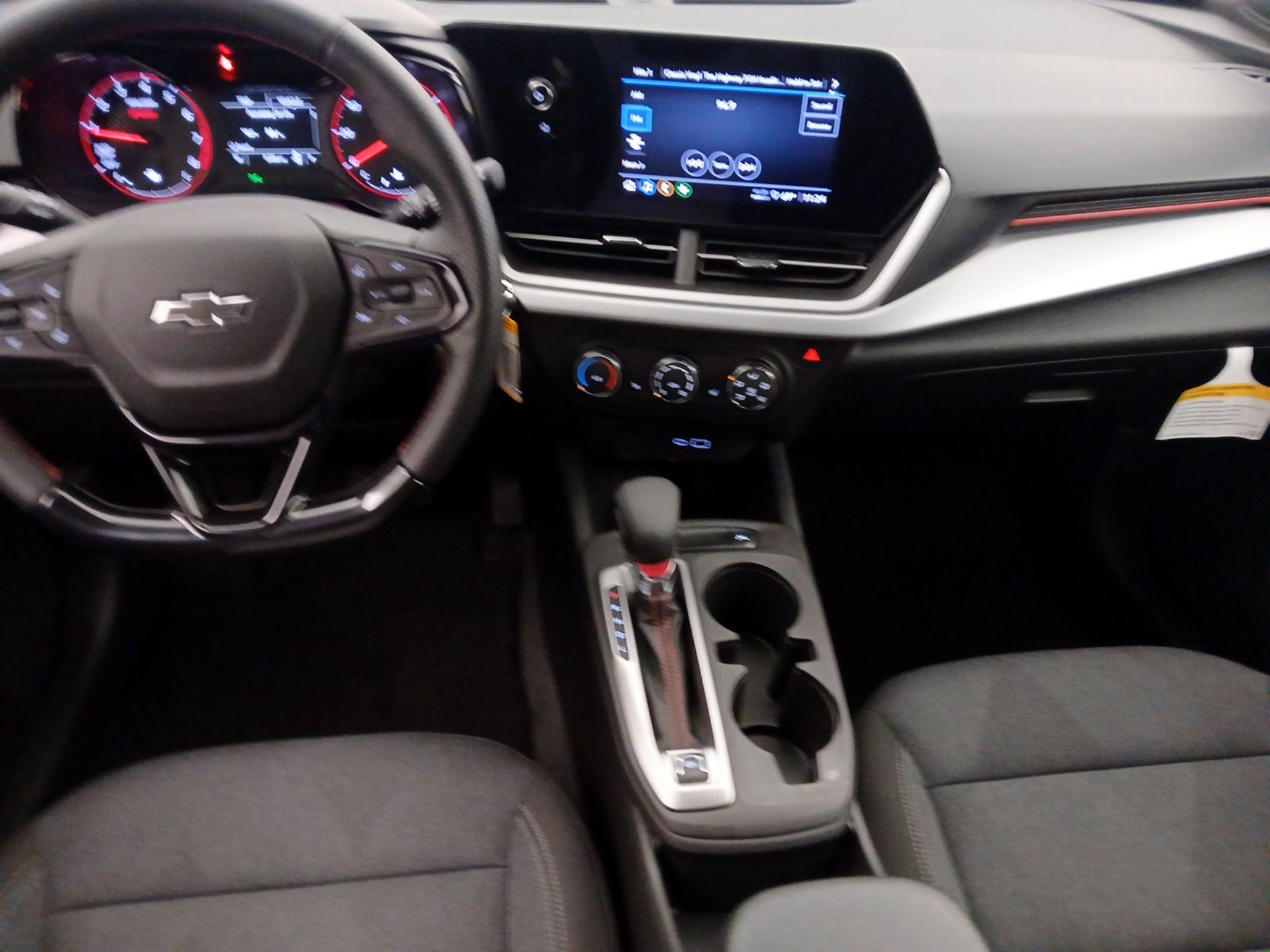Thumbnail: 2024 Chevrolet Trax - 8