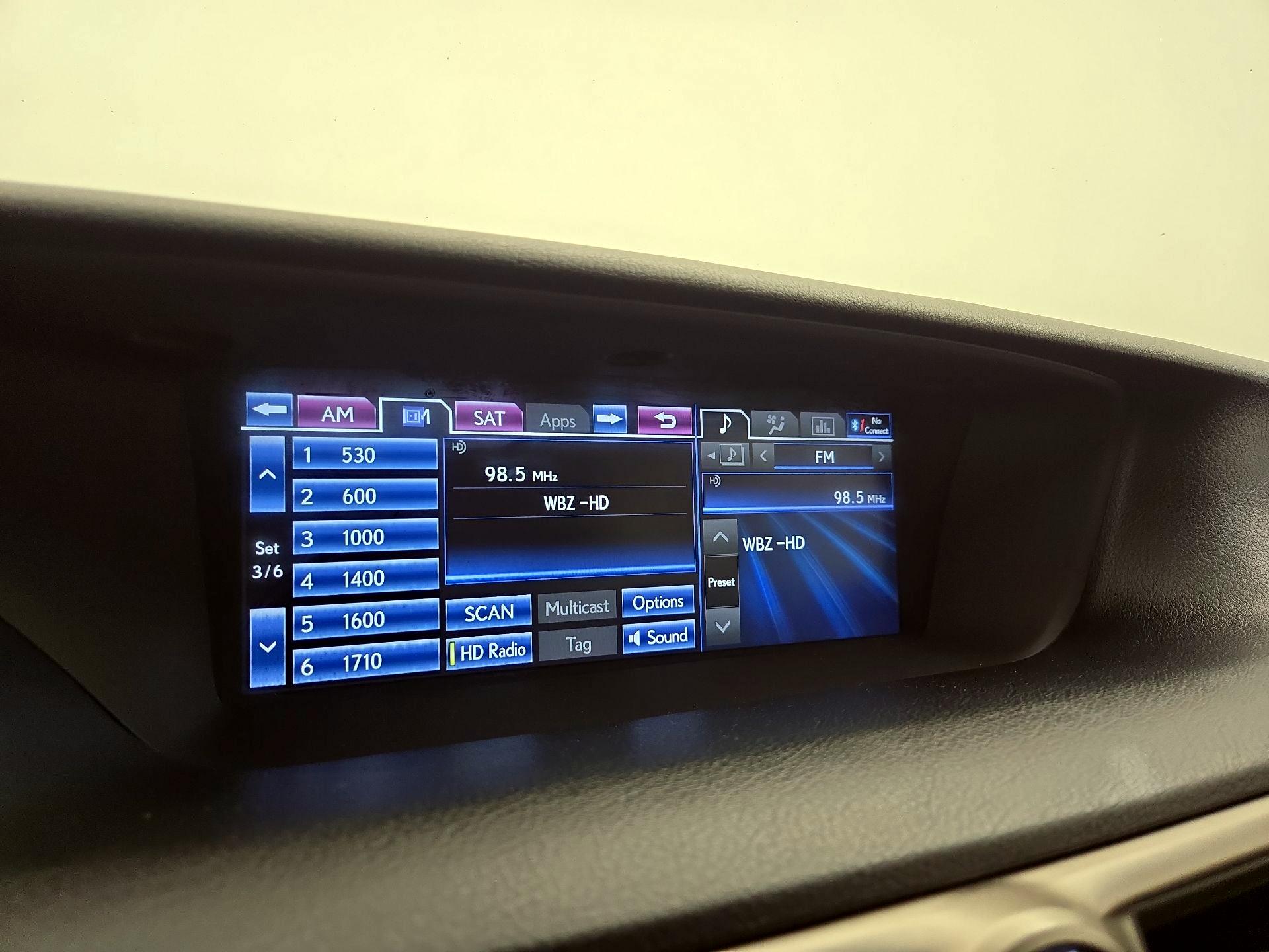 Thumbnail: 2014 Lexus GS - 16