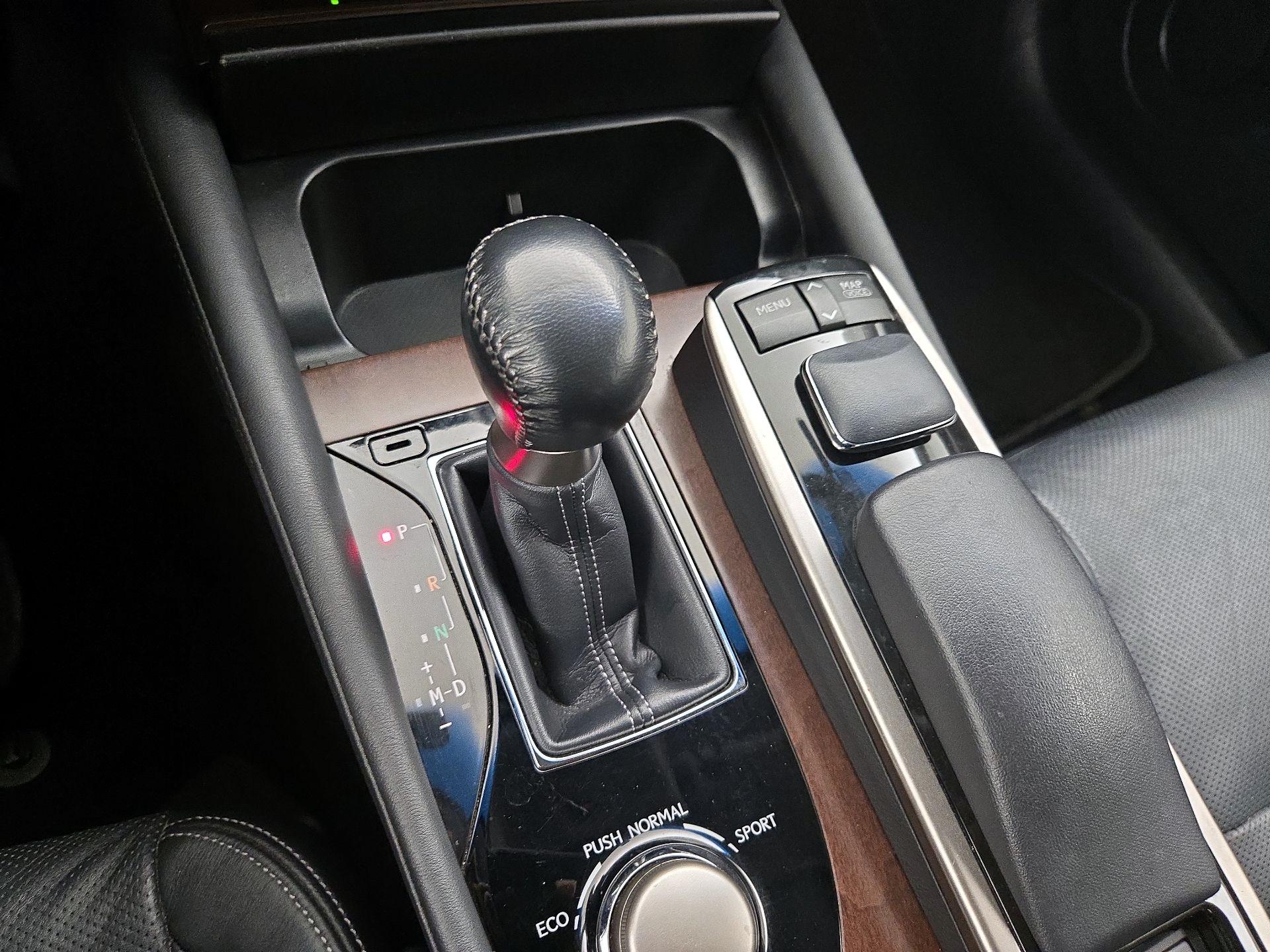 Thumbnail: 2014 Lexus GS - 18