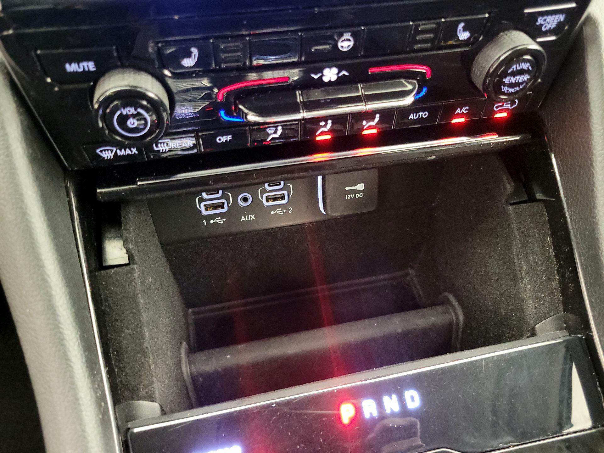 Thumbnail: 2021 Jeep Grand Cherokee L - 17