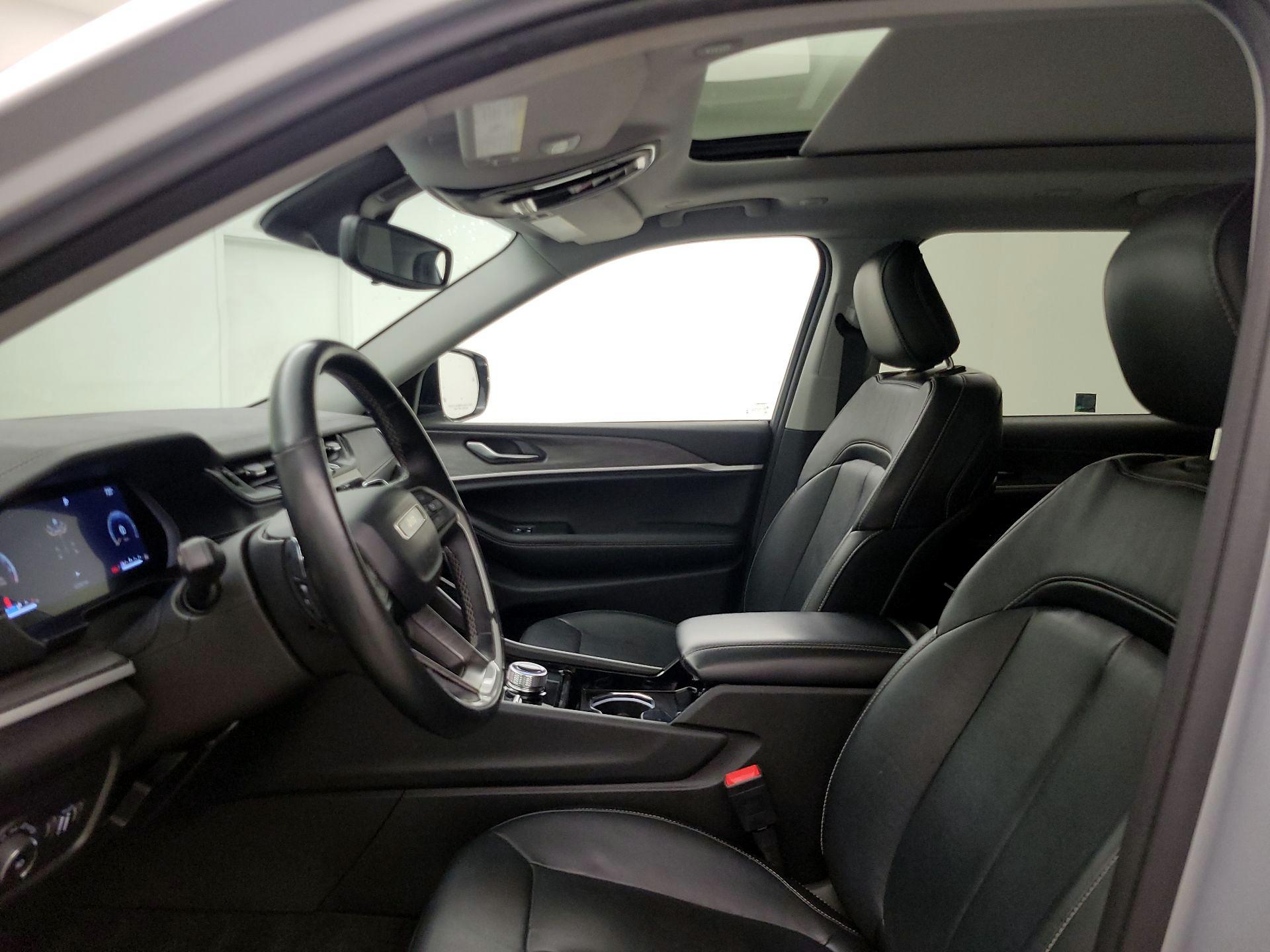 Thumbnail: 2021 Jeep Grand Cherokee L - 20