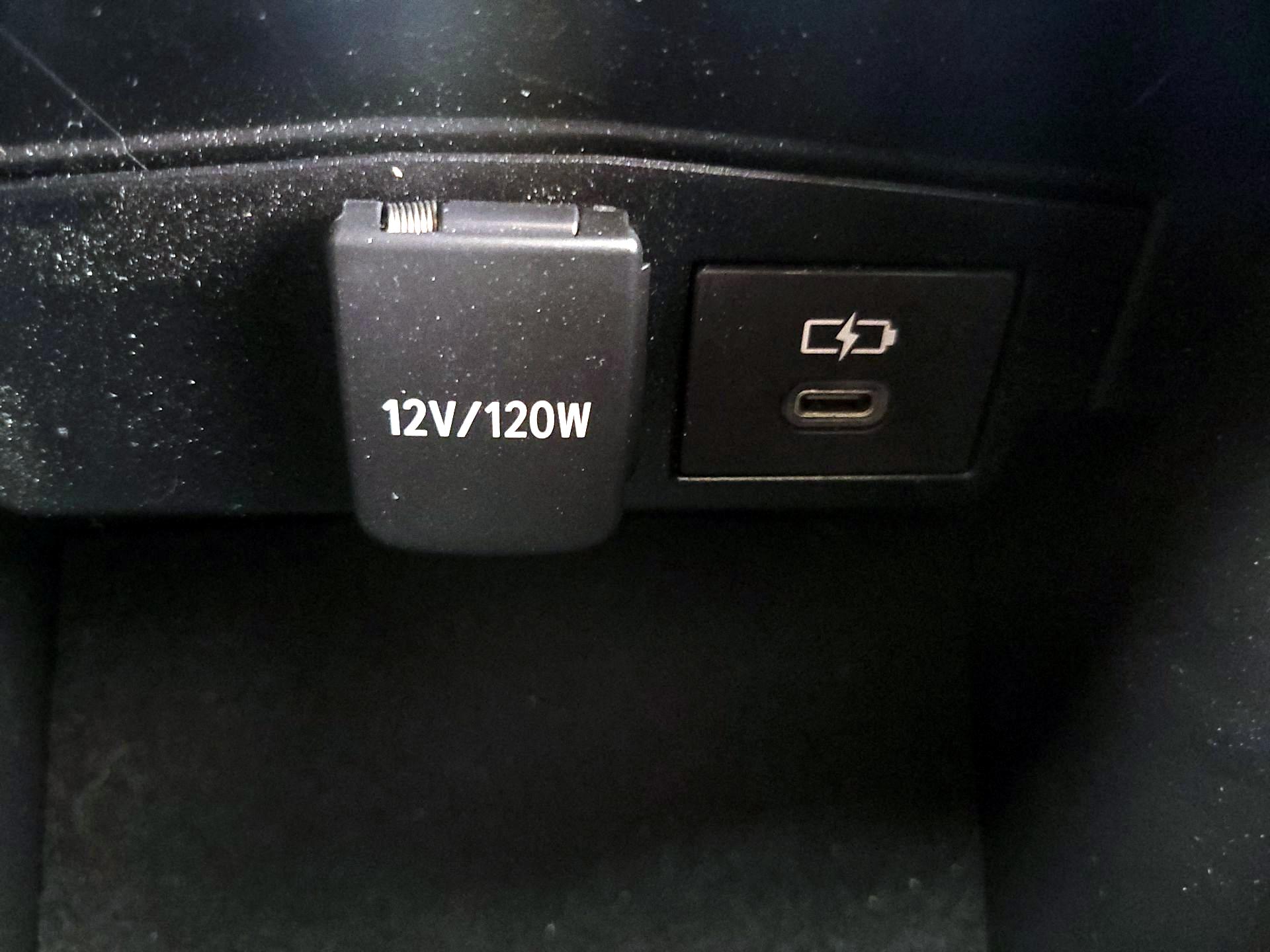 Thumbnail: 2024 Toyota Corolla - 18