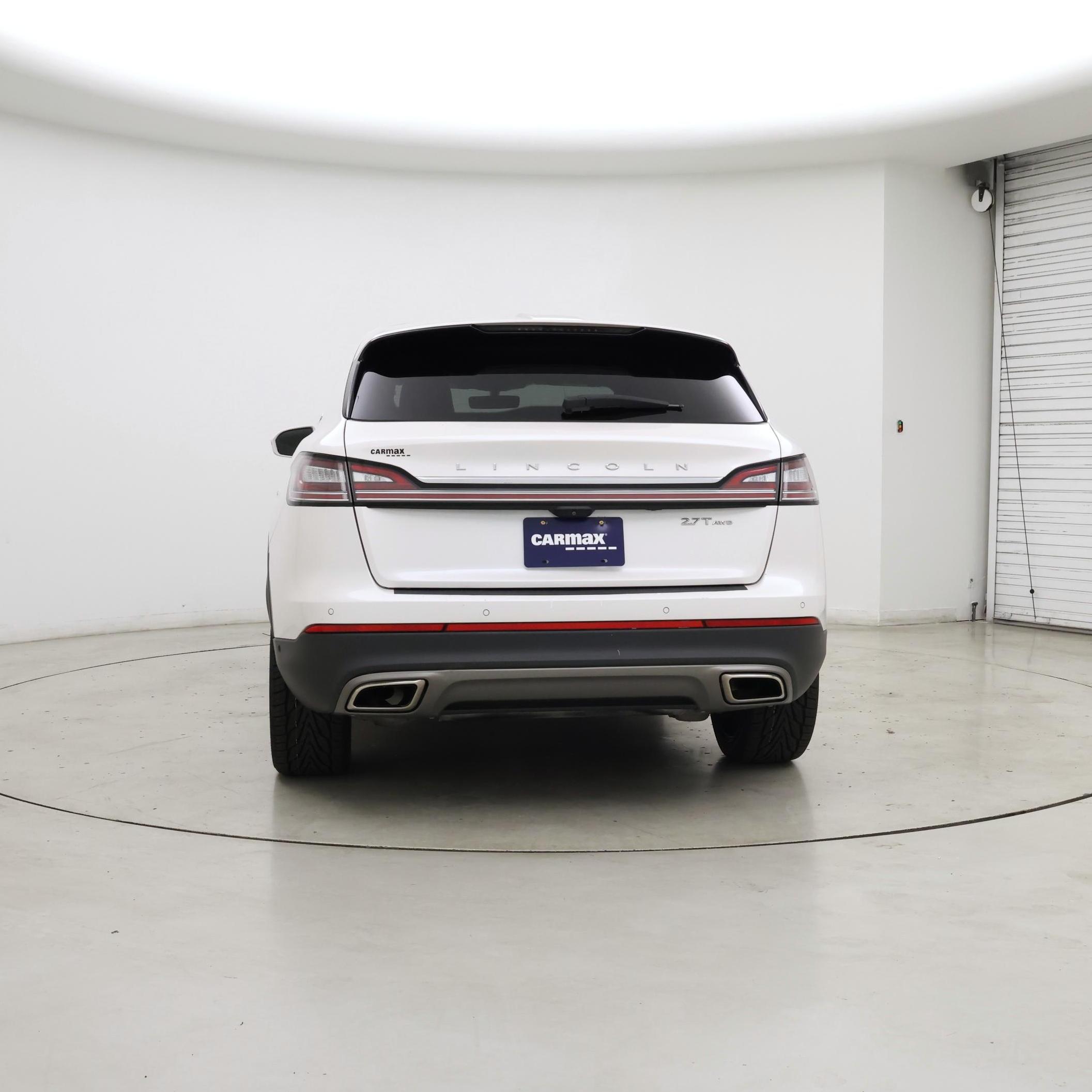 Thumbnail: 2019 Lincoln Nautilus - 6