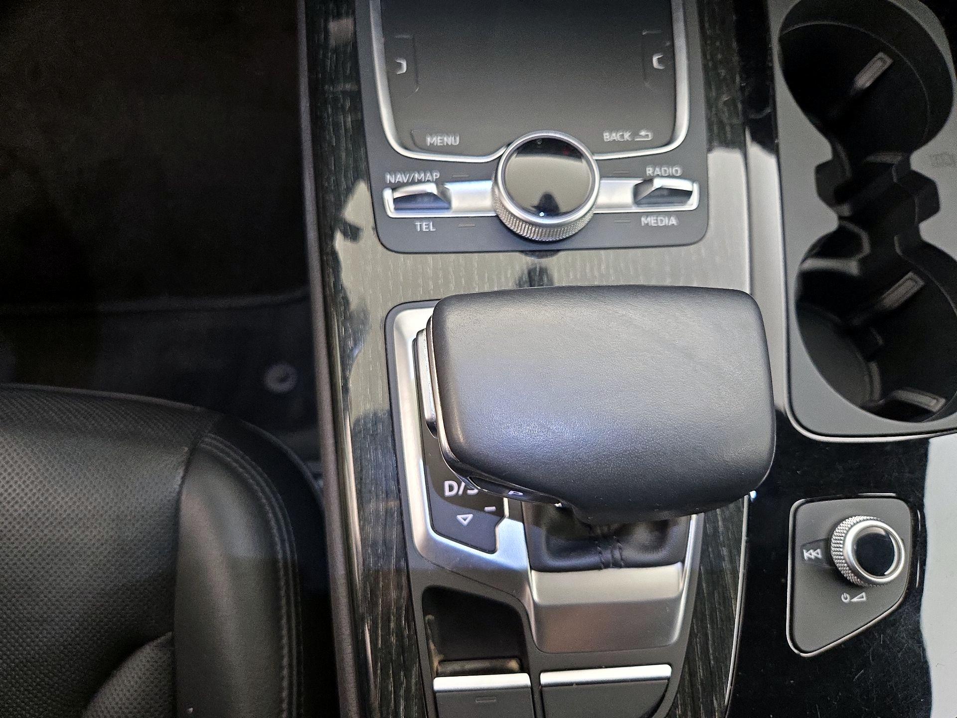 Thumbnail: 2019 Audi Q7 - 18