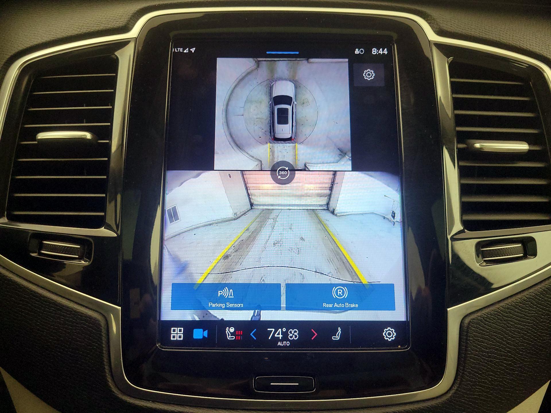 Thumbnail: 2024 Volvo XC90 - 15