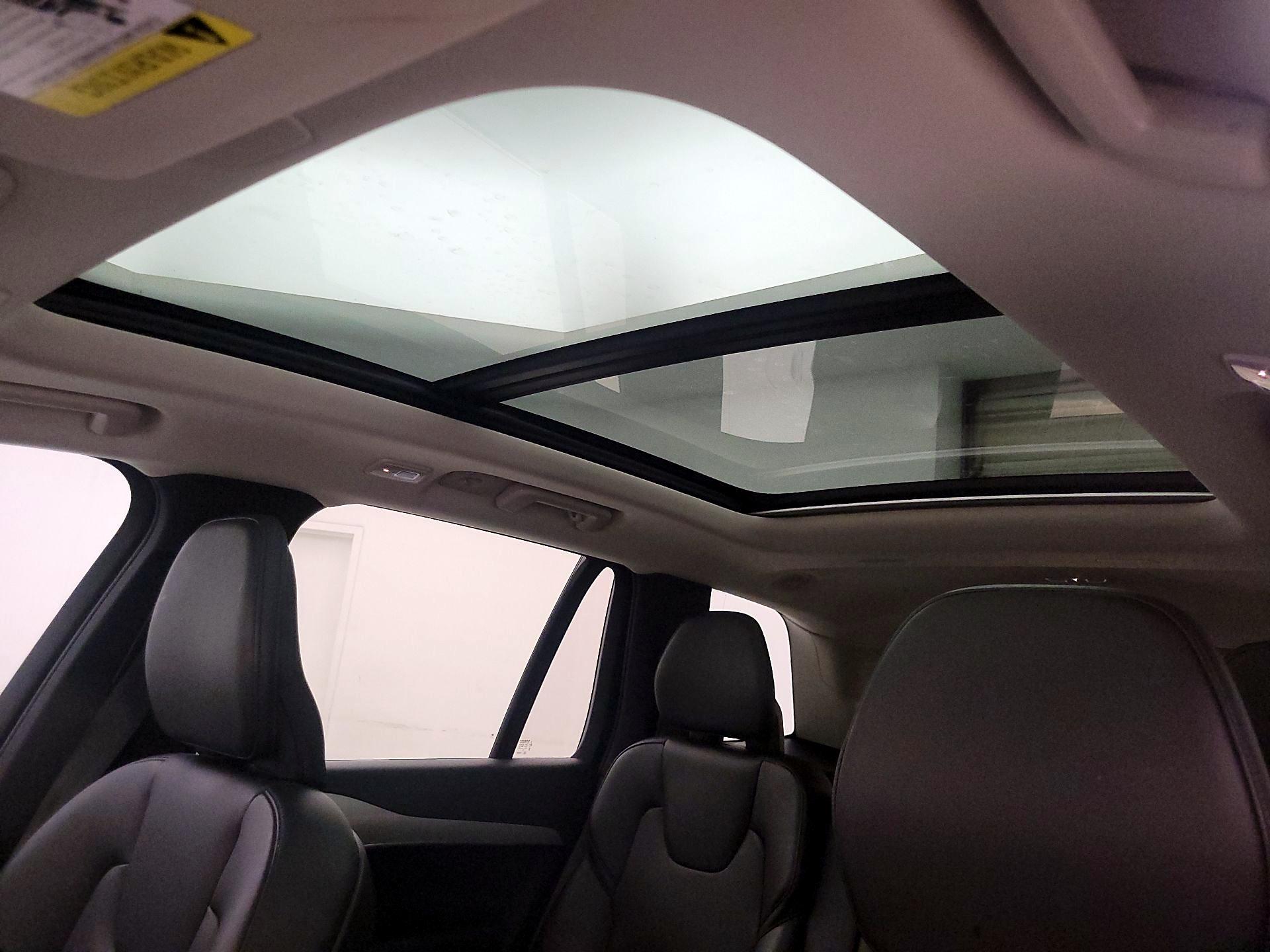 Thumbnail: 2024 Volvo XC90 - 20