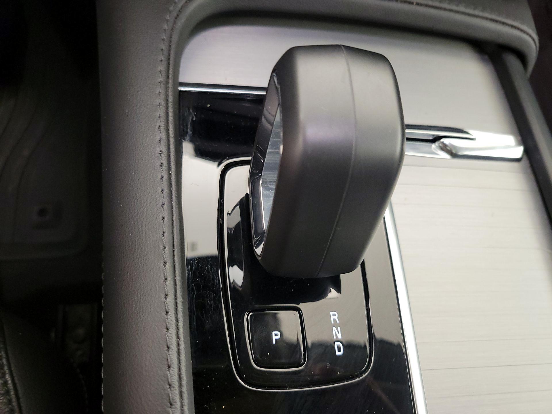 Thumbnail: 2024 Volvo XC90 - 15