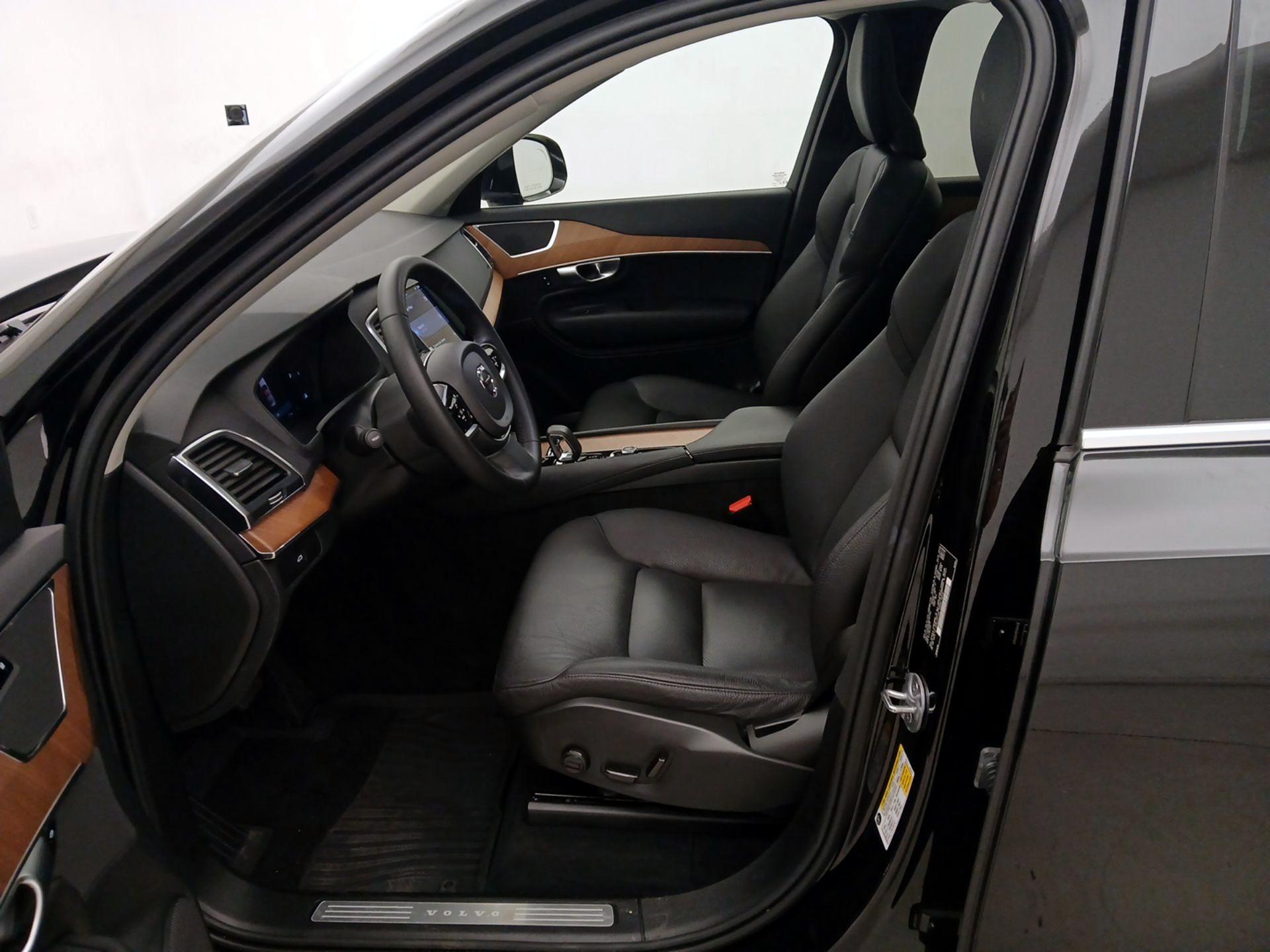 Thumbnail: 2024 Volvo XC90 - 11