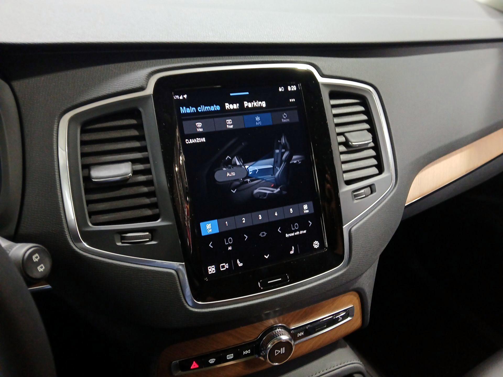 Thumbnail: 2024 Volvo XC90 - 16