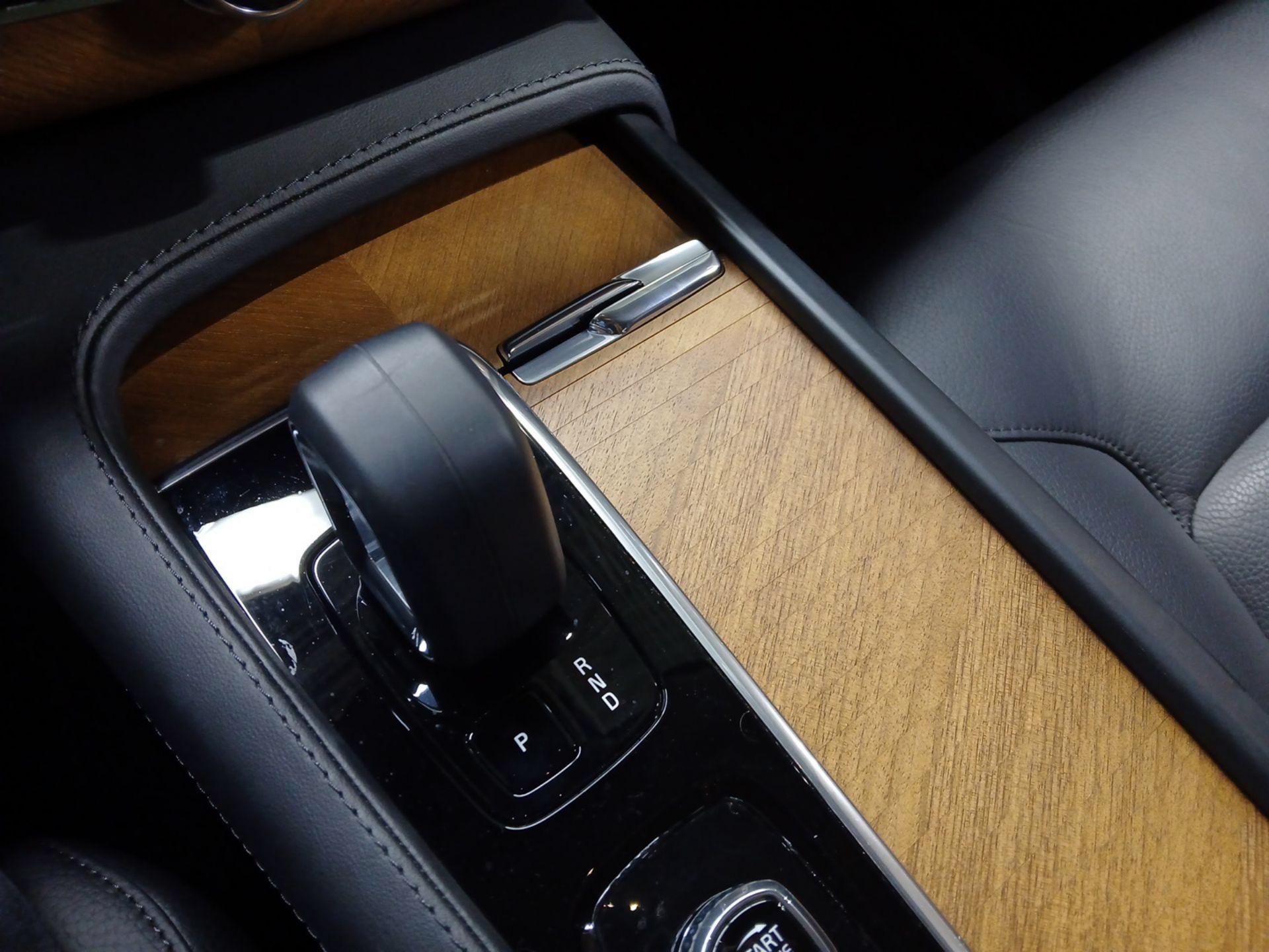 Thumbnail: 2024 Volvo XC90 - 17