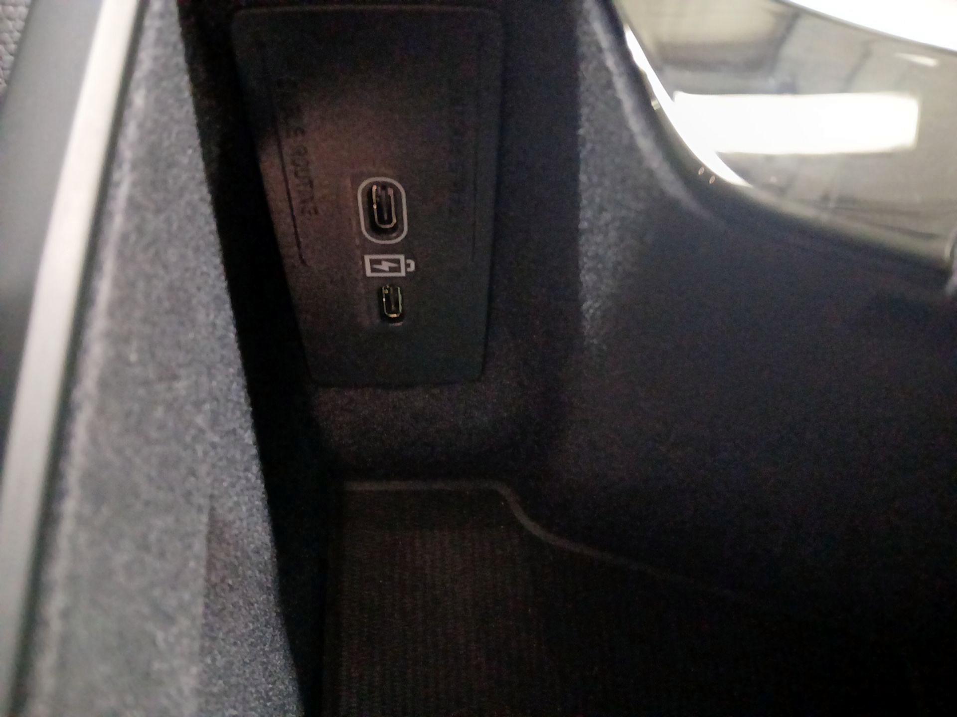 Thumbnail: 2024 Volvo XC90 - 18