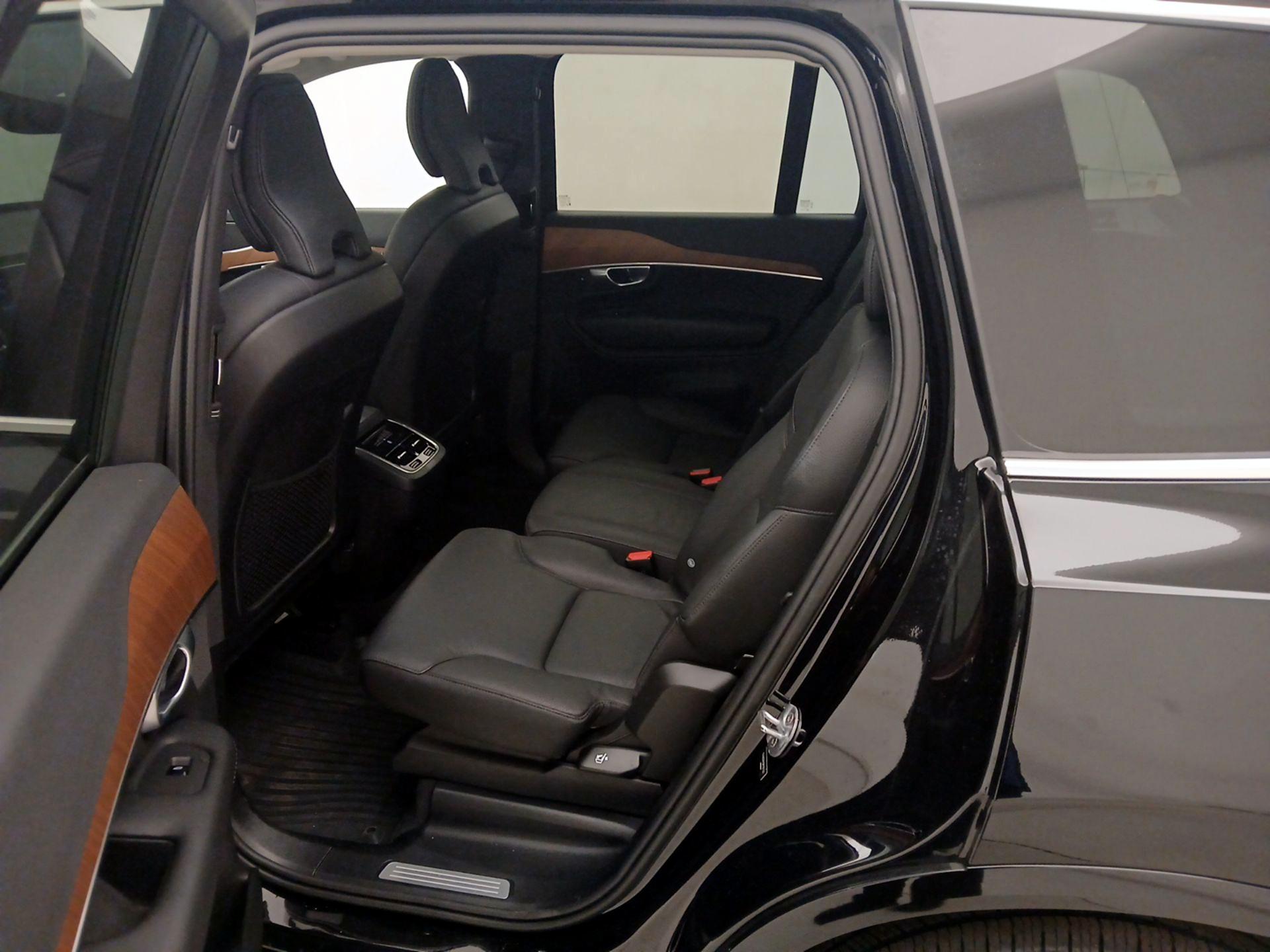 Thumbnail: 2024 Volvo XC90 - 20