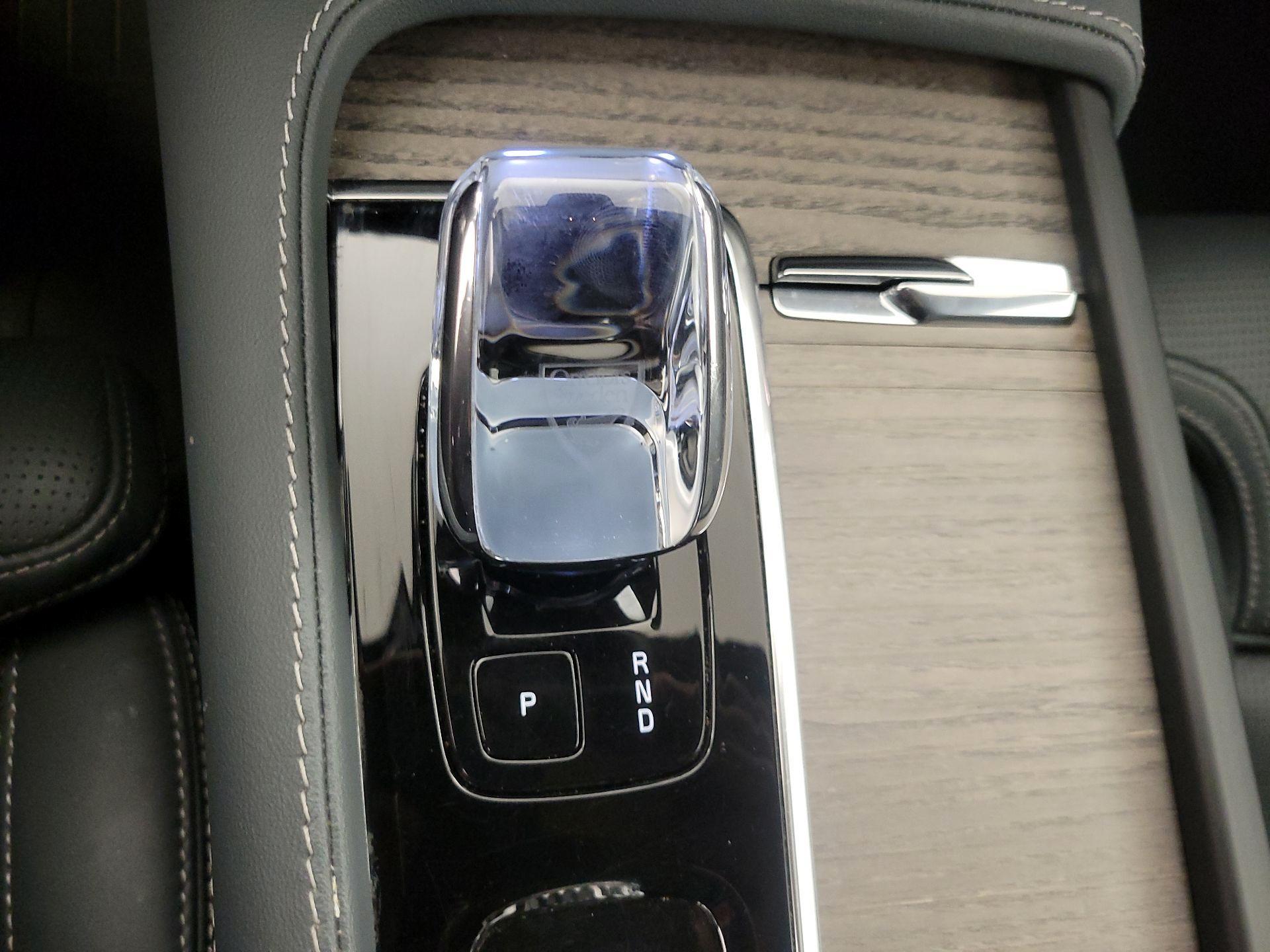 Thumbnail: 2024 Volvo XC90 - 17