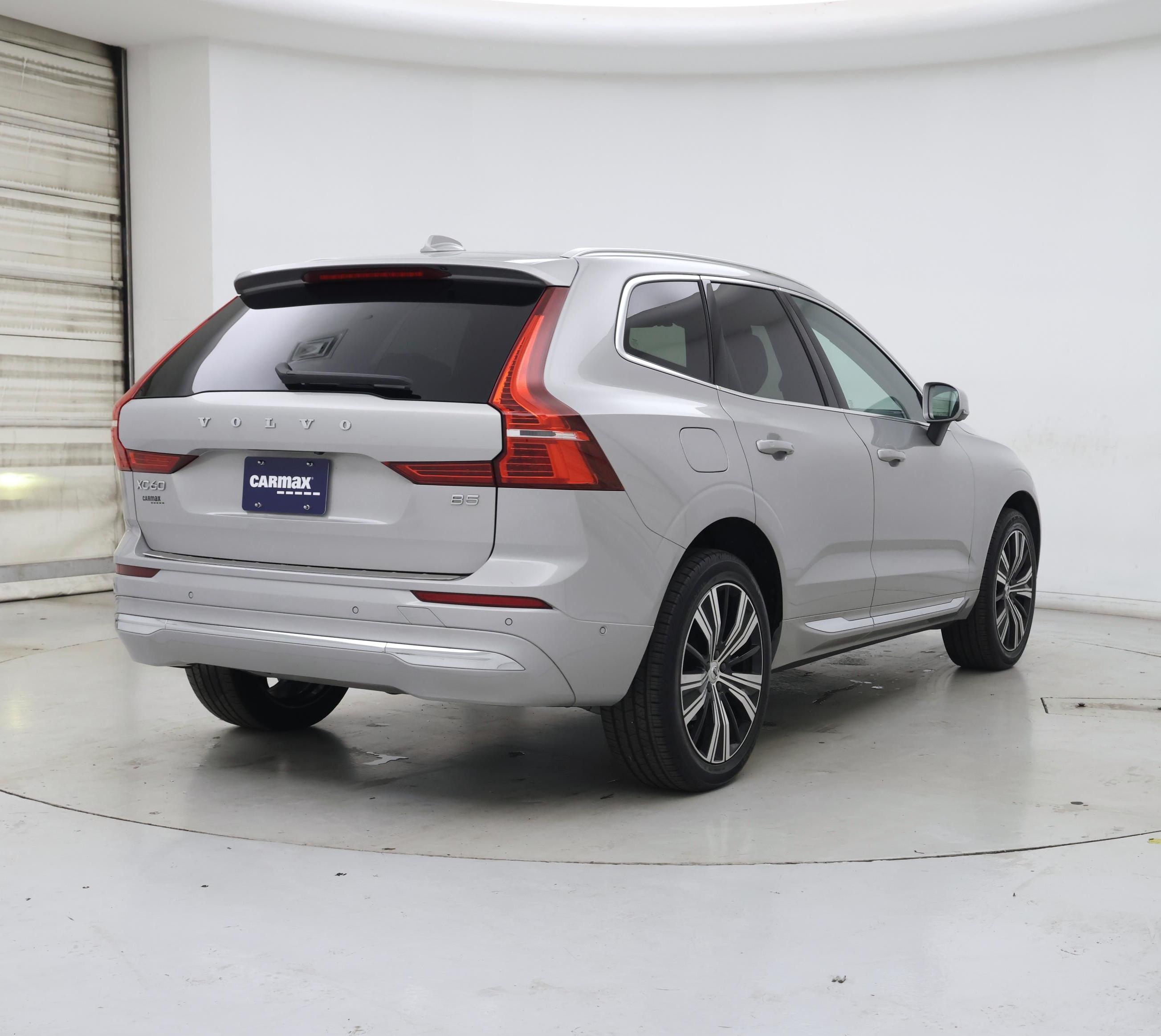 Thumbnail: 2023 Volvo XC60 - 8