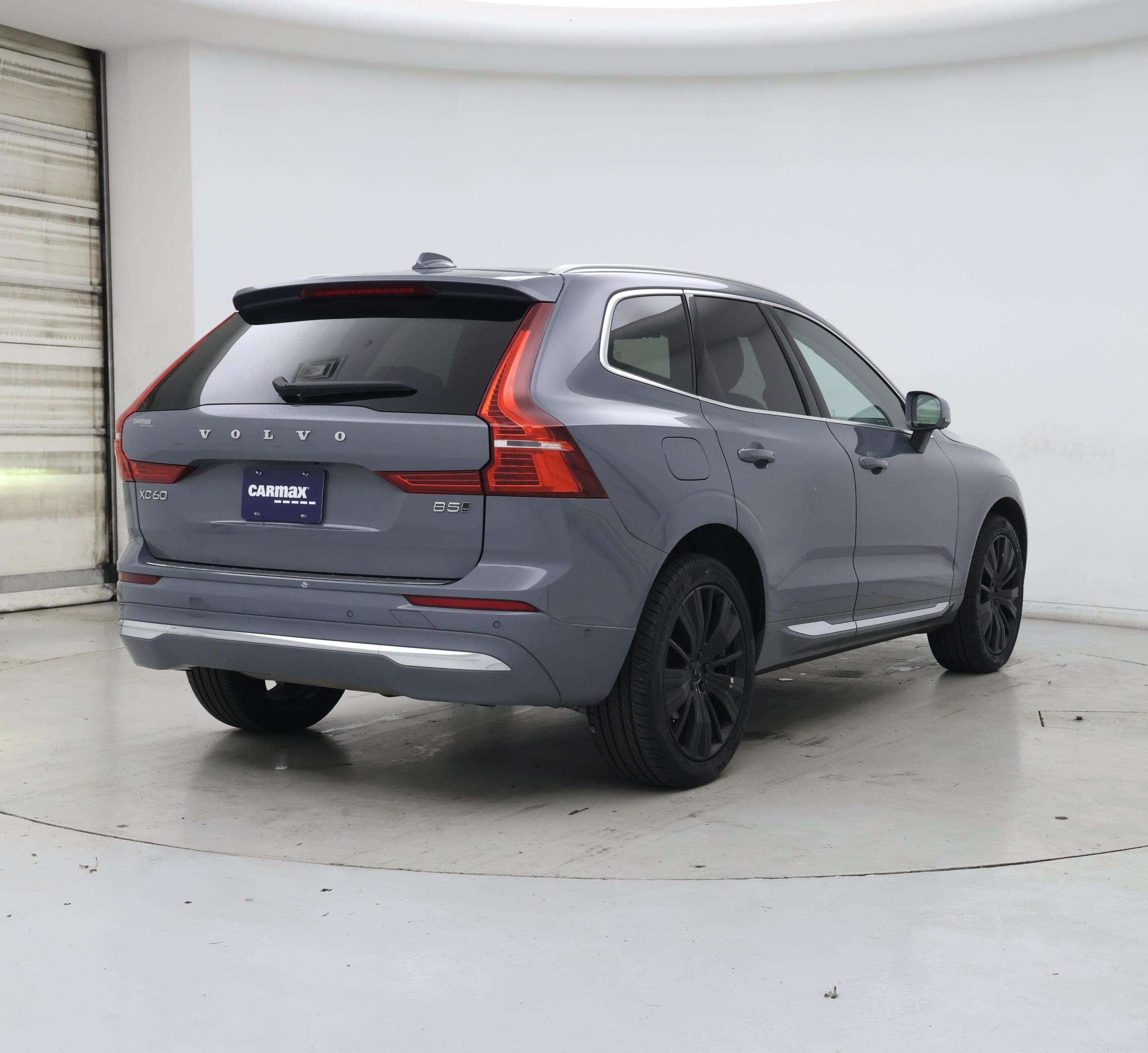 Thumbnail: 2023 Volvo XC60 - 8