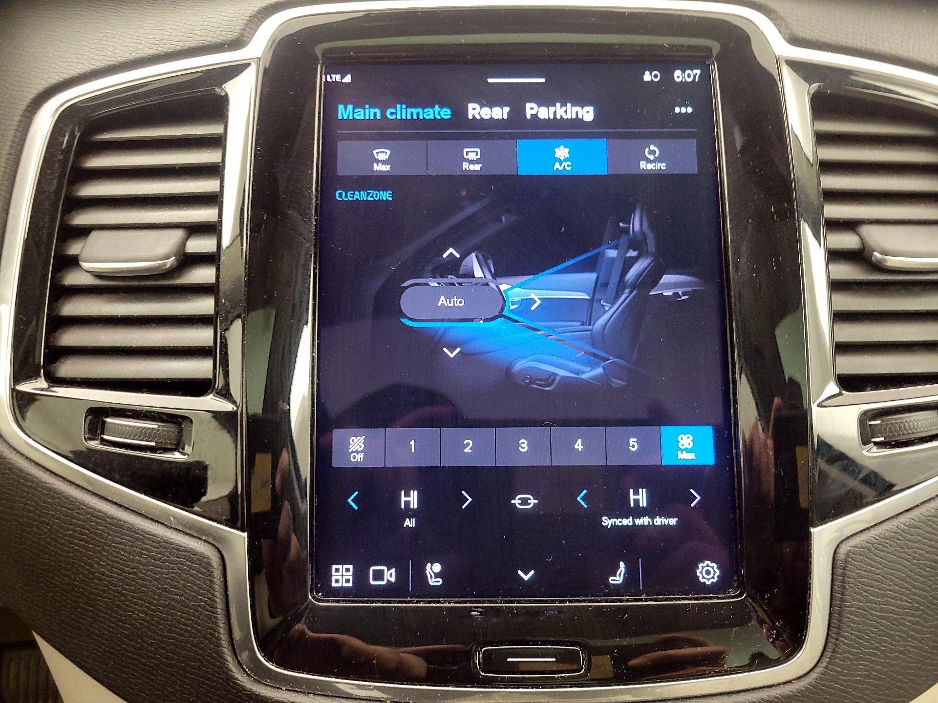 Thumbnail: 2024 Volvo XC90 - 17