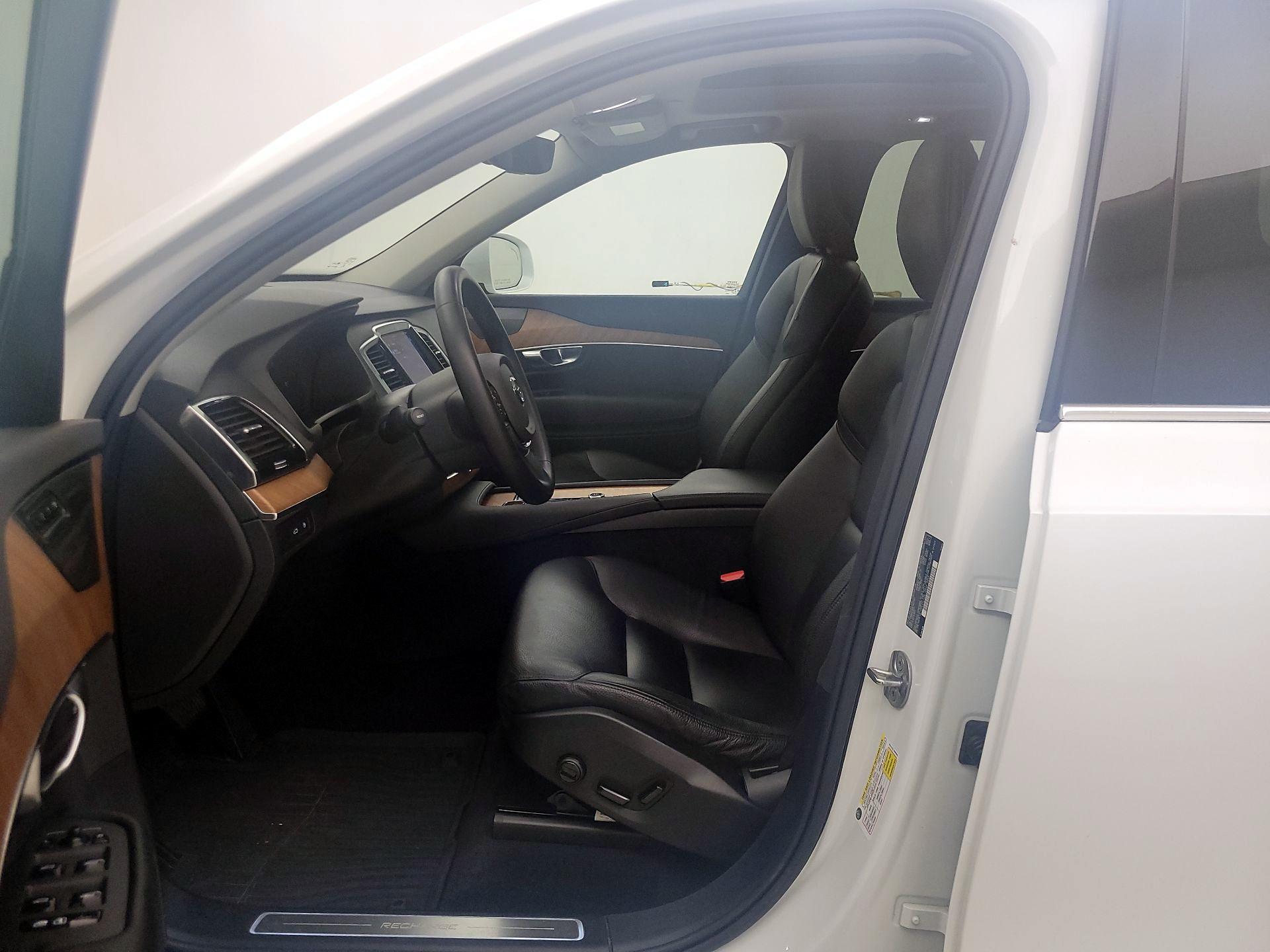 Thumbnail: 2023 Volvo XC90 - 11