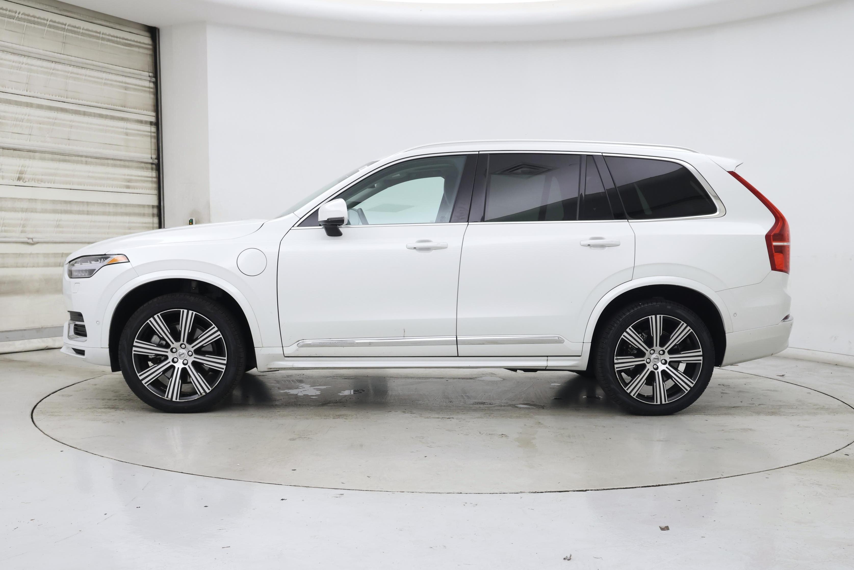 Thumbnail: 2023 Volvo XC90 - 3