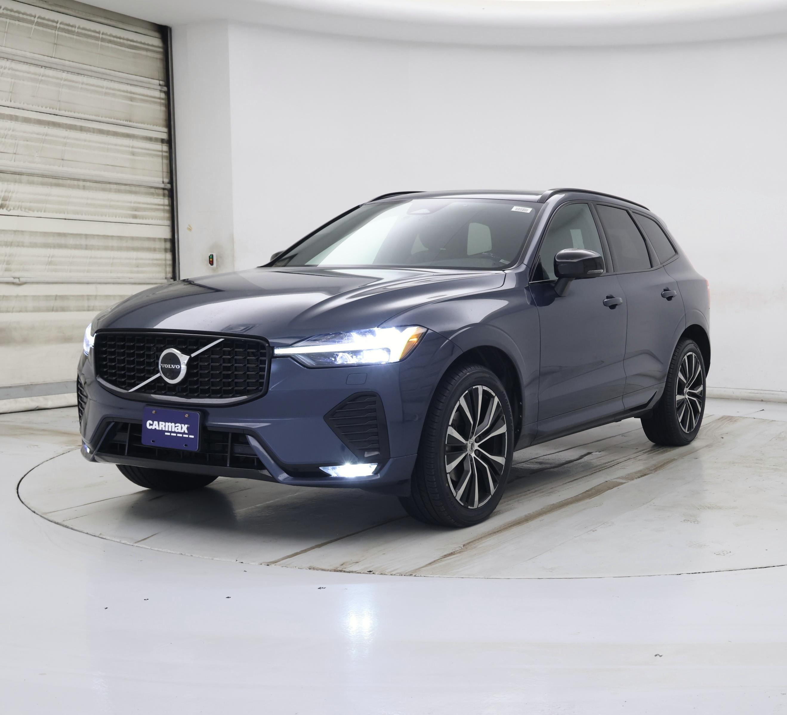 Thumbnail: 2023 Volvo XC60 - 4