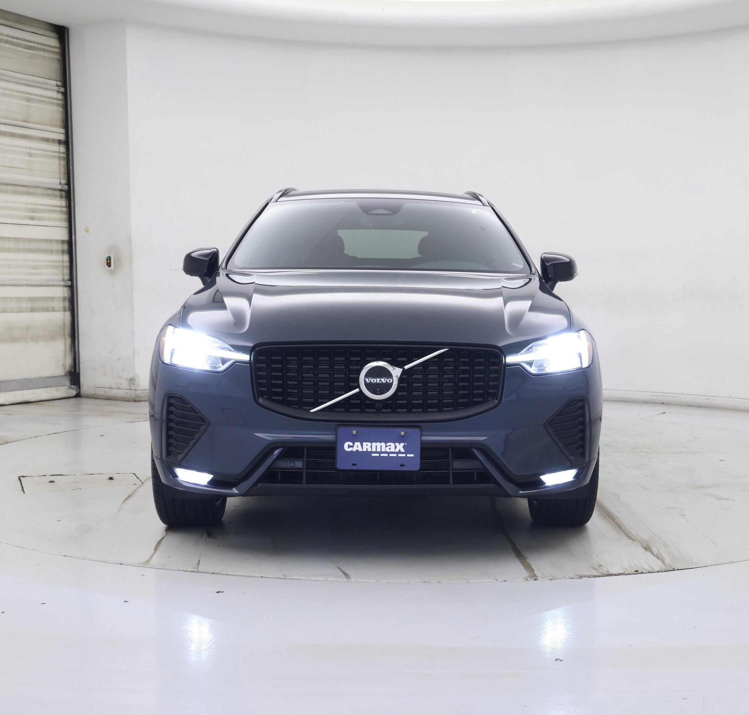 Thumbnail: 2023 Volvo XC60 - 5