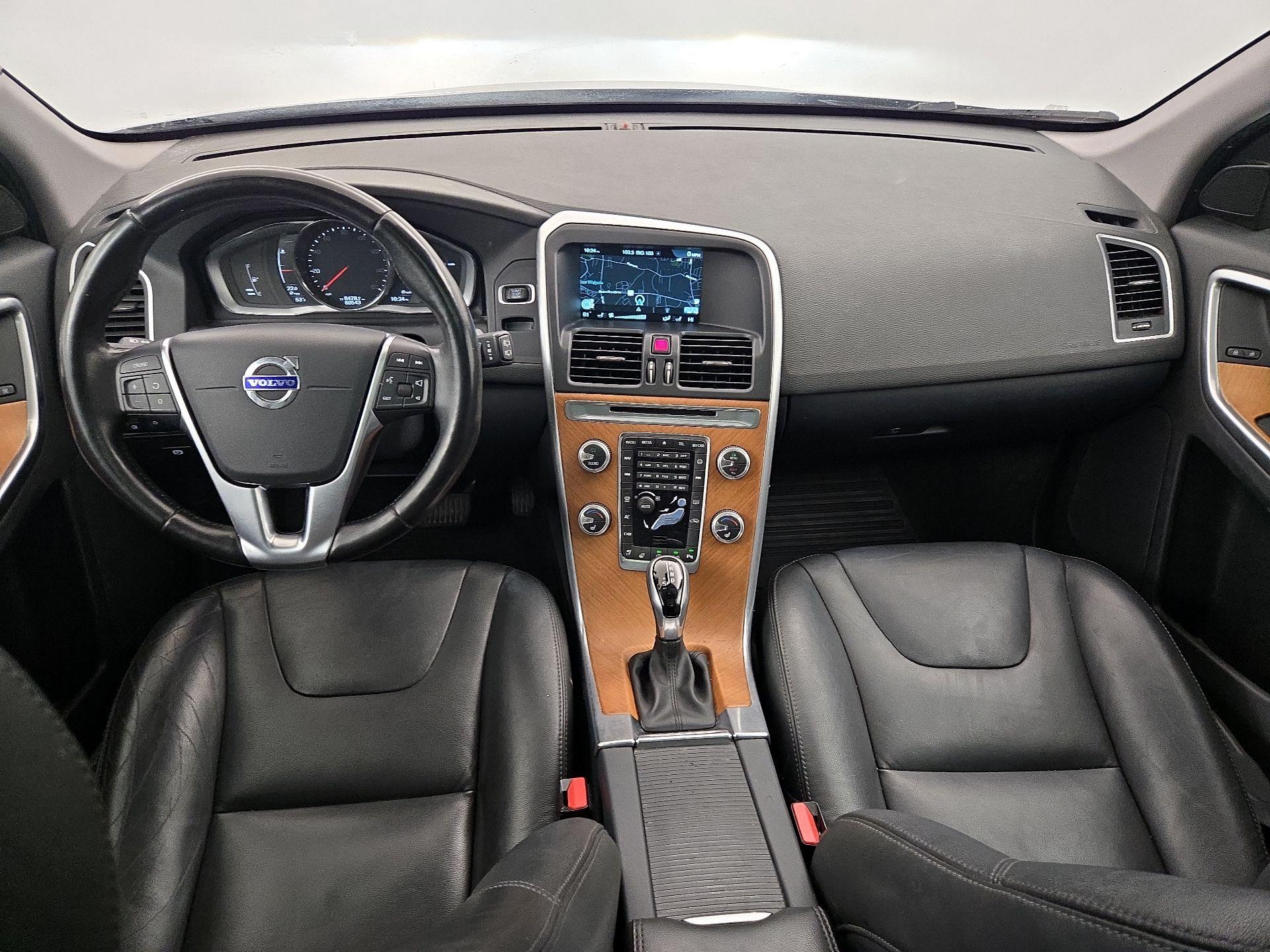 Thumbnail: 2017 Volvo XC60 - 9
