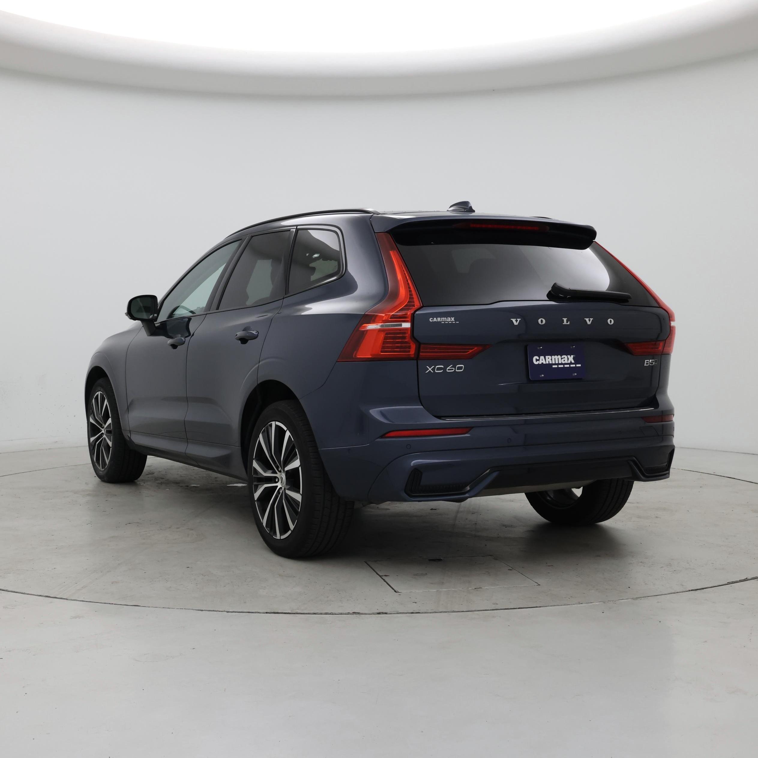 Thumbnail: 2023 Volvo XC60 - 2