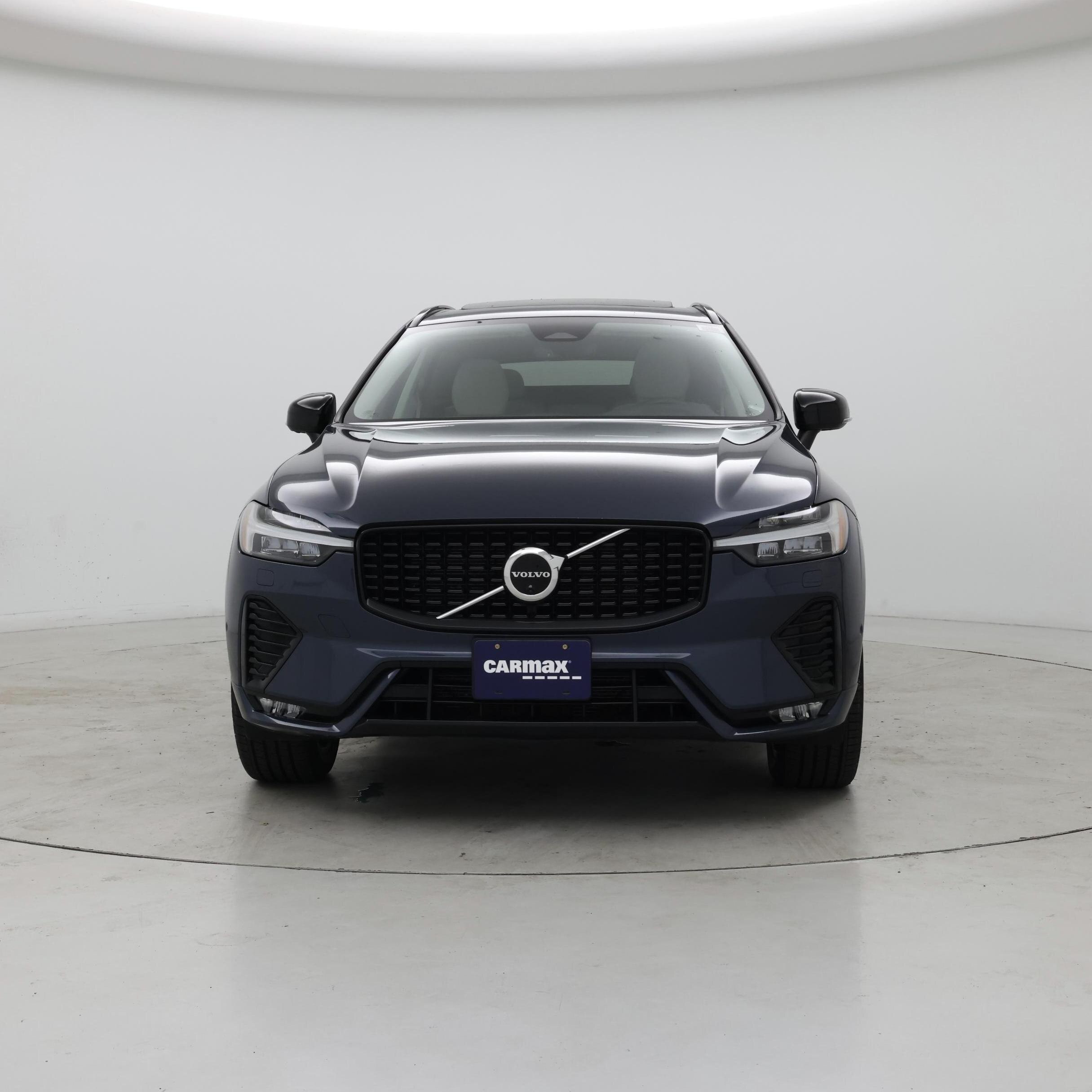 Thumbnail: 2023 Volvo XC60 - 5