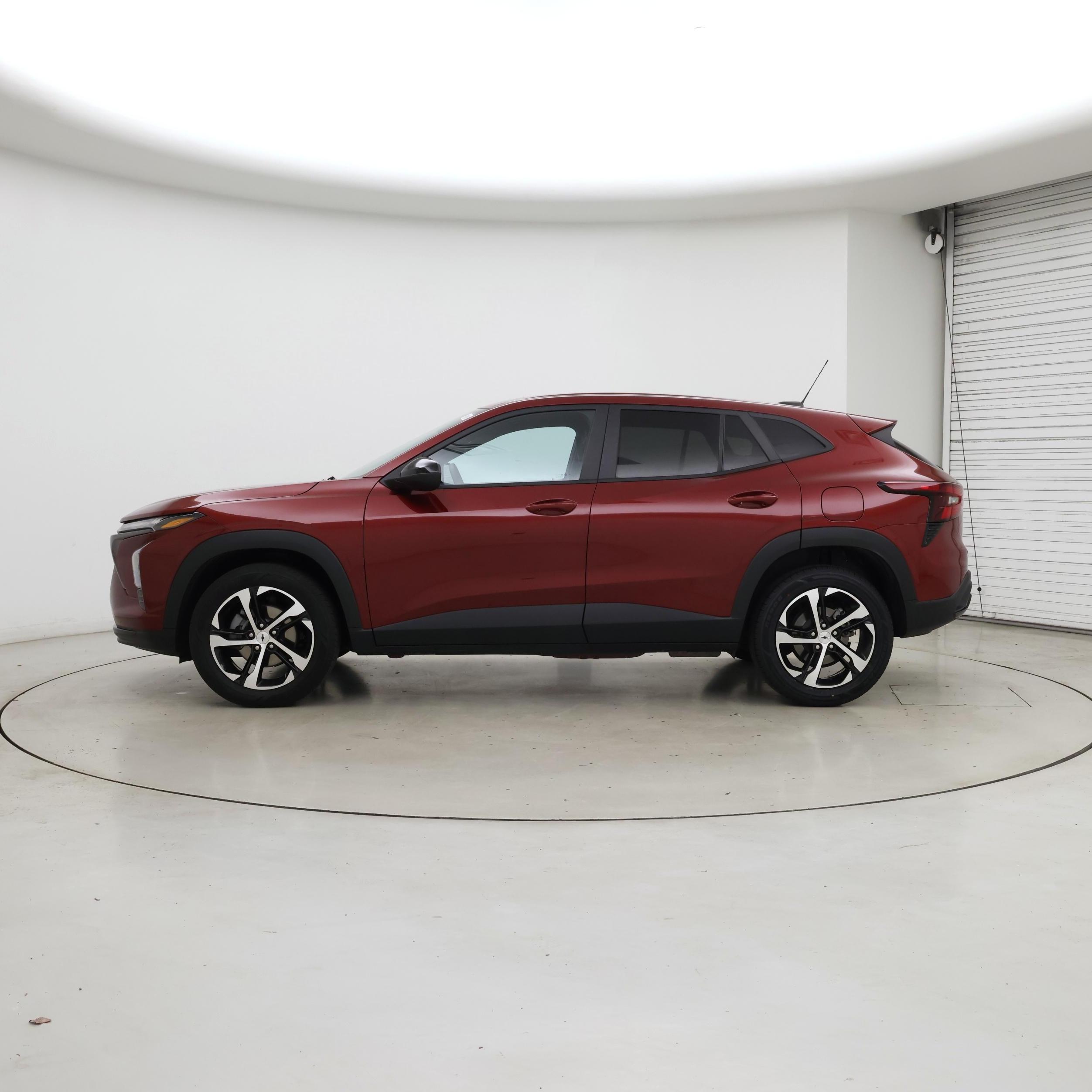 Thumbnail: 2024 Chevrolet Trax - 3
