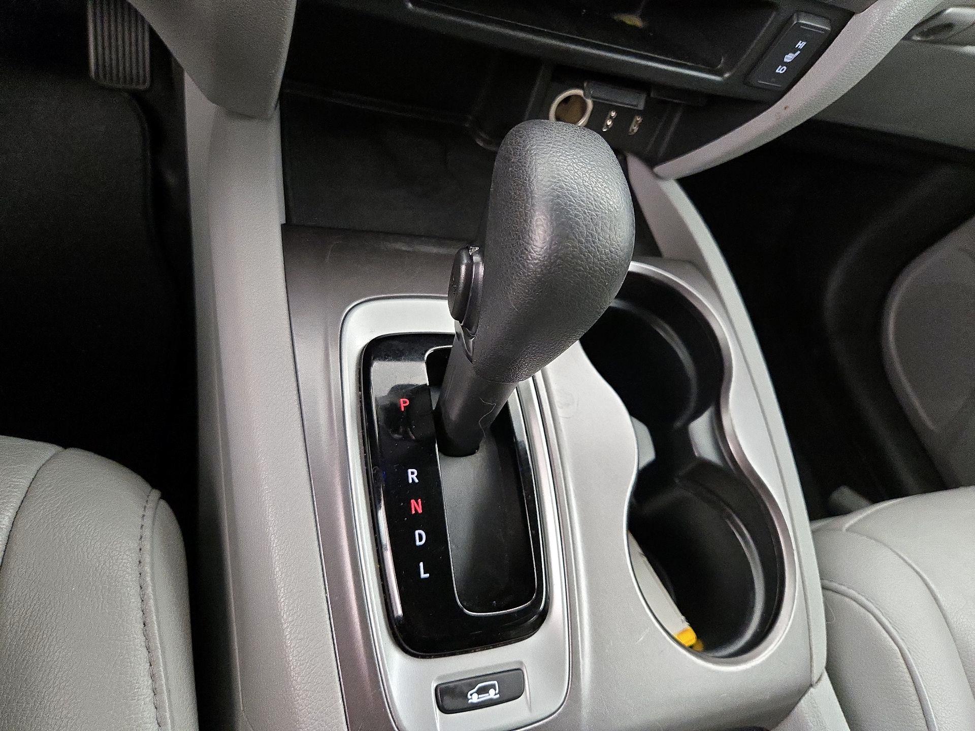 Thumbnail: 2016 Honda Pilot - 17