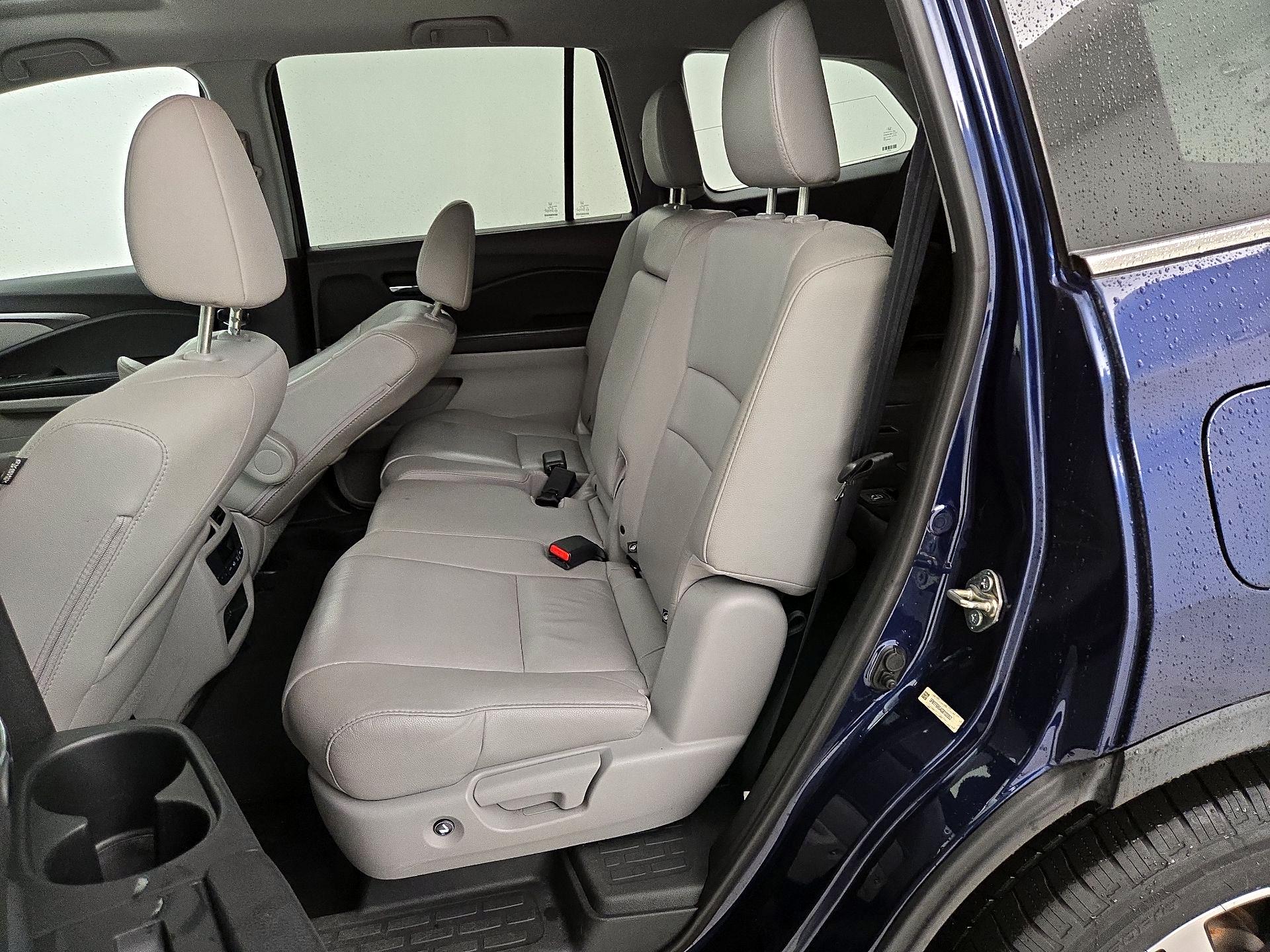 Thumbnail: 2016 Honda Pilot - 20