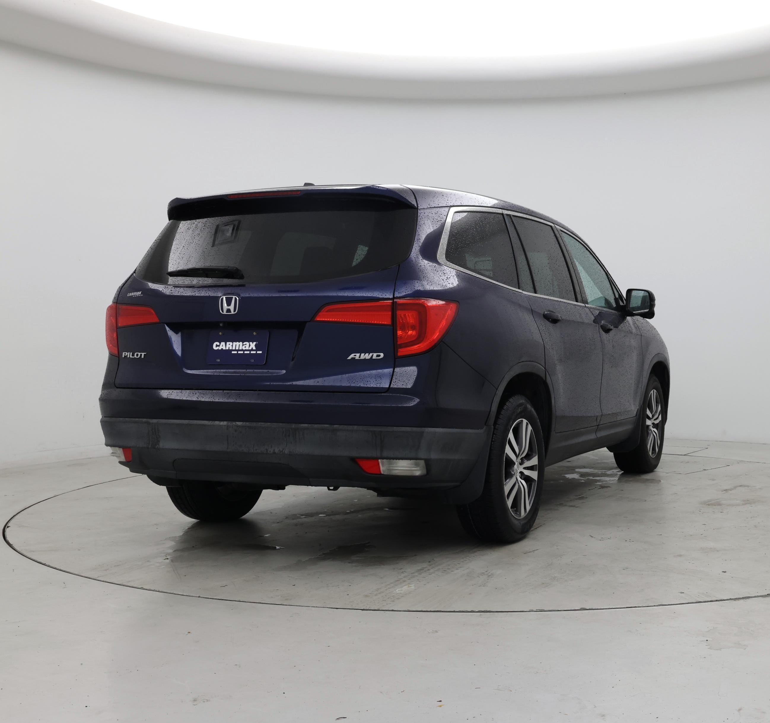 Thumbnail: 2016 Honda Pilot - 8