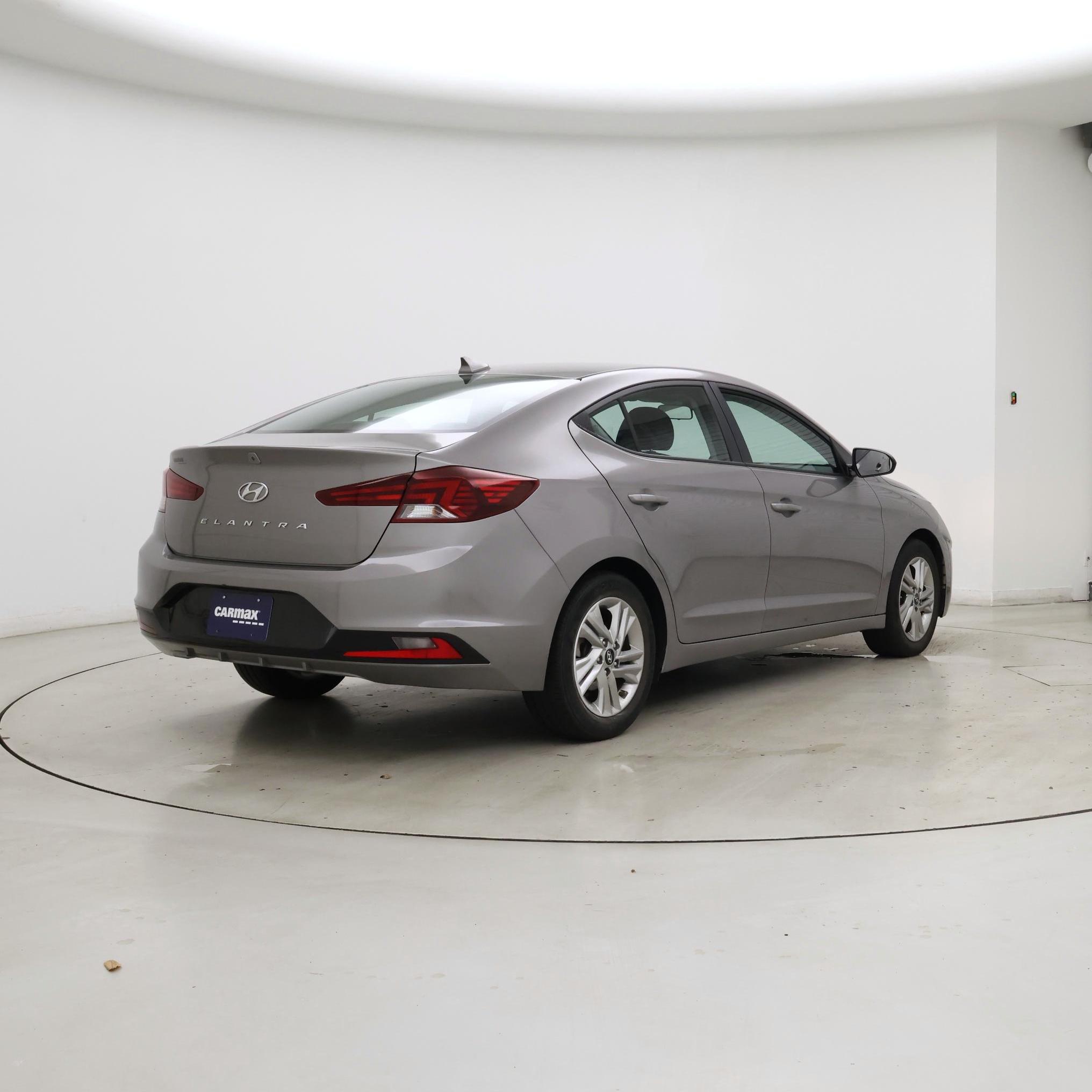 Thumbnail: 2020 Hyundai Elantra - 8