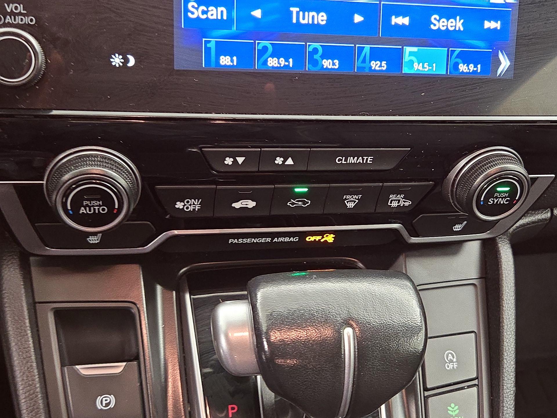 Thumbnail: 2021 Honda CR-V - 16