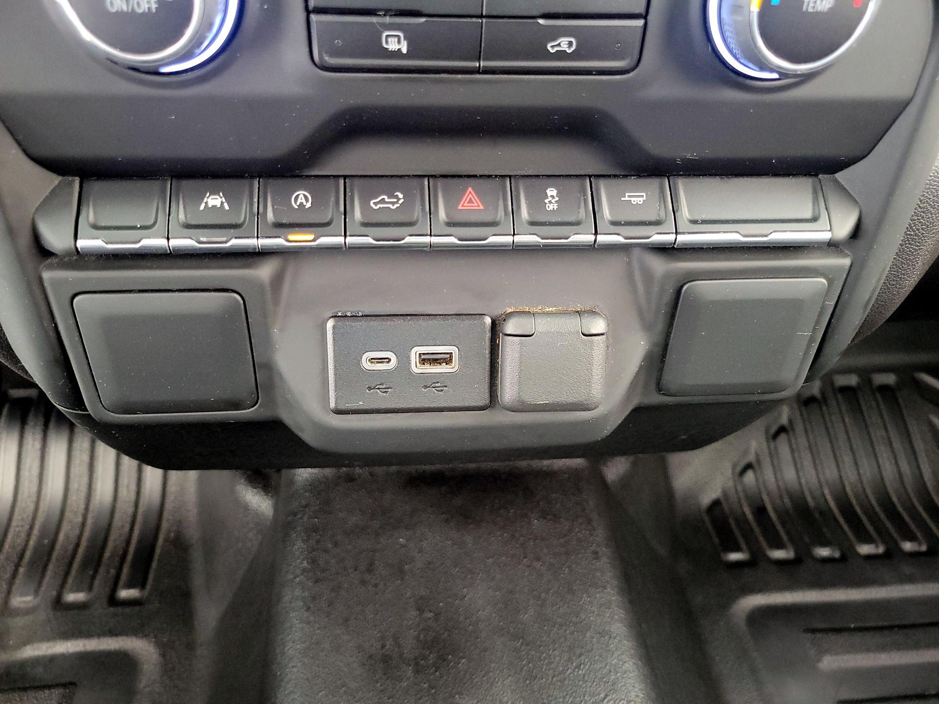 Thumbnail: 2024 Chevrolet Silverado 1500 - 18