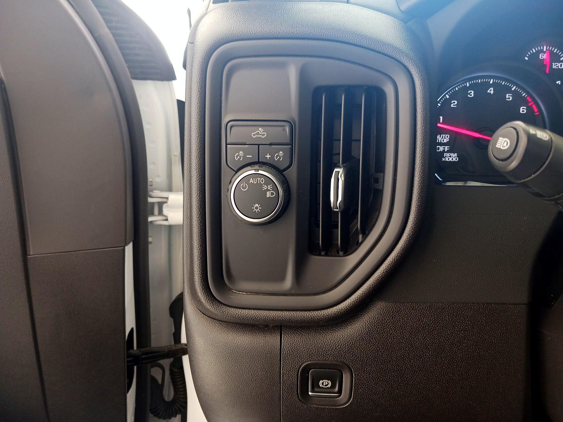 Thumbnail: 2024 Chevrolet Silverado 1500 - 13