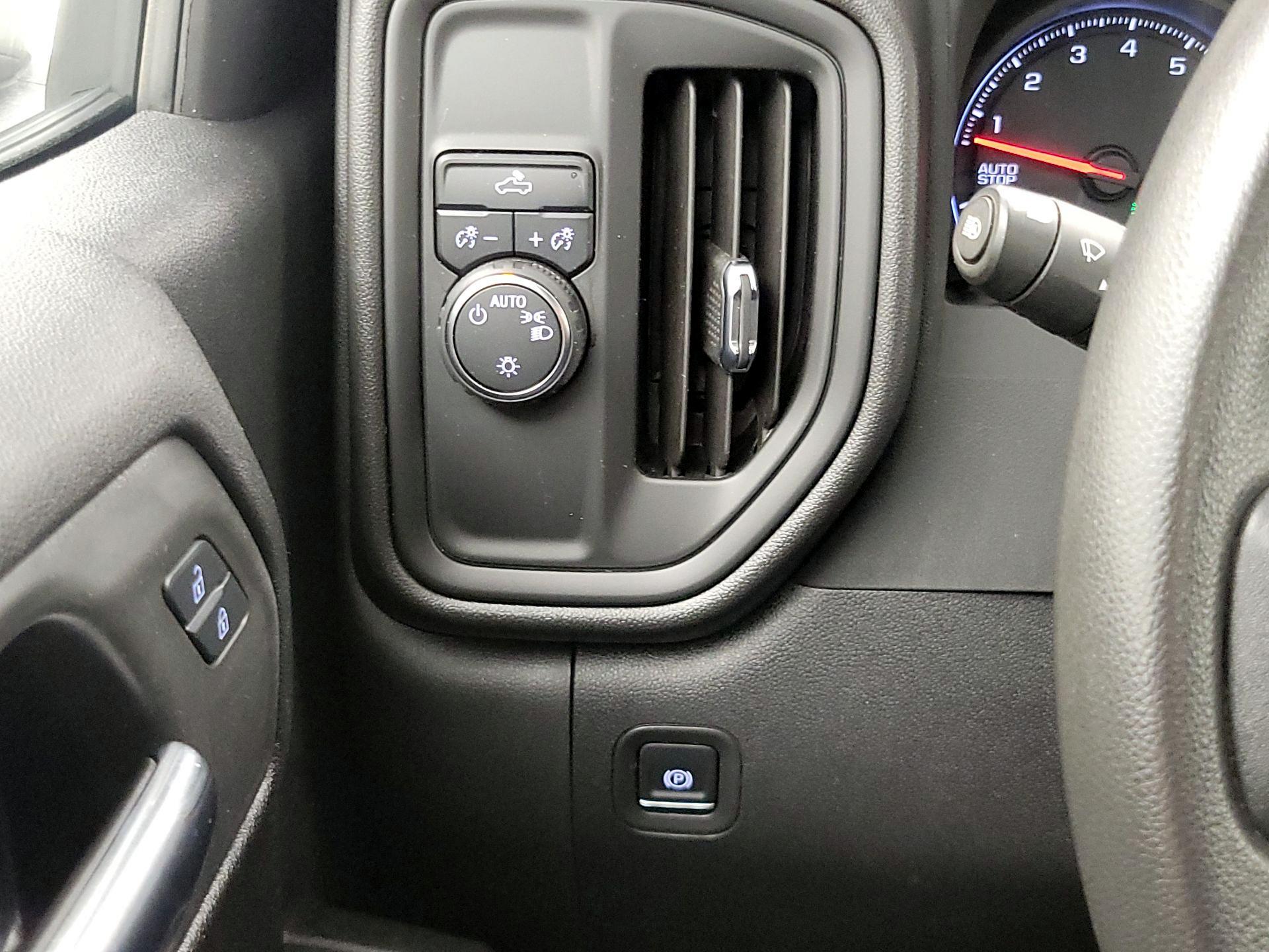 Thumbnail: 2024 Chevrolet Silverado 1500 - 13