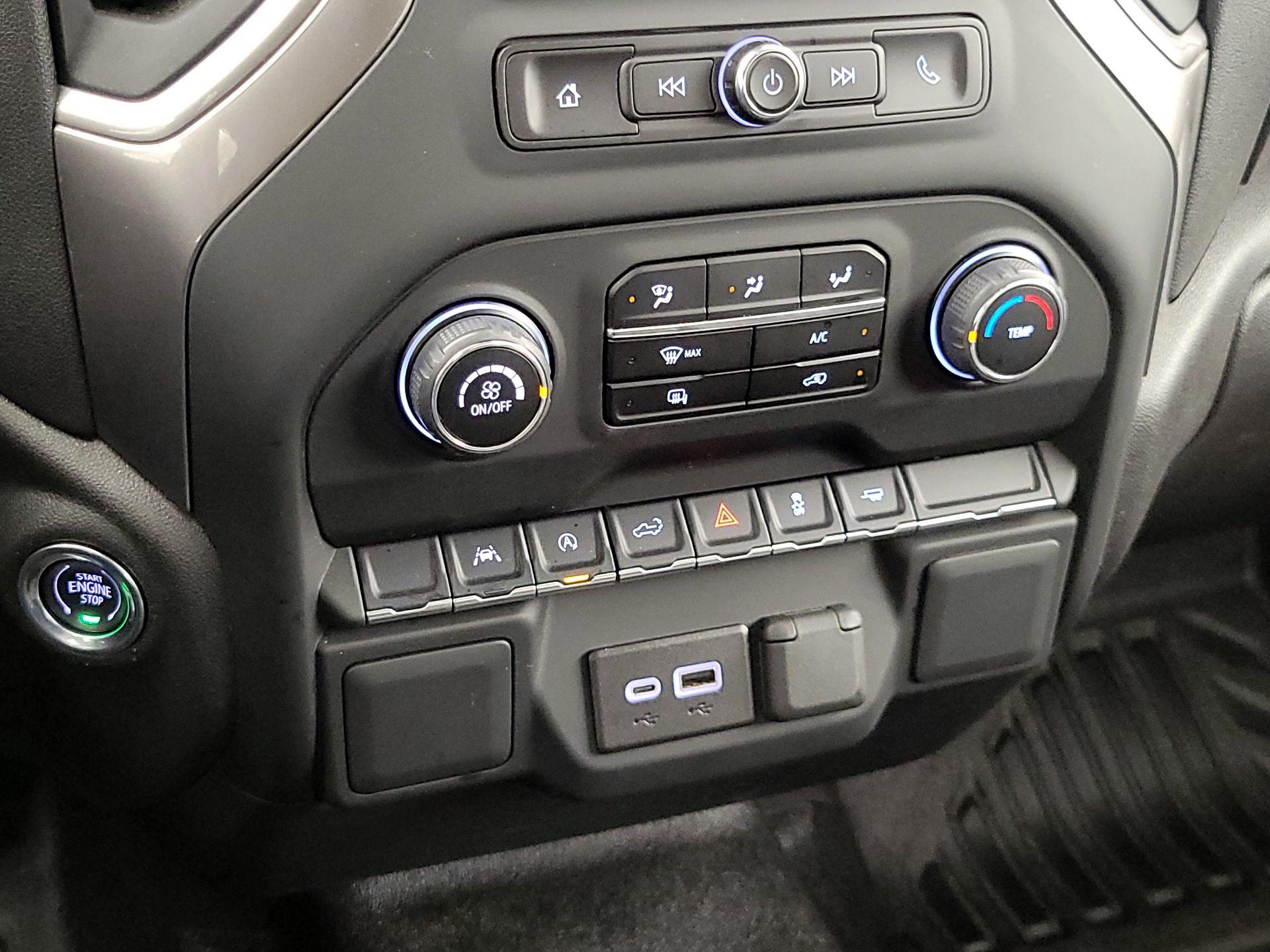 Thumbnail: 2024 Chevrolet Silverado 1500 - 16
