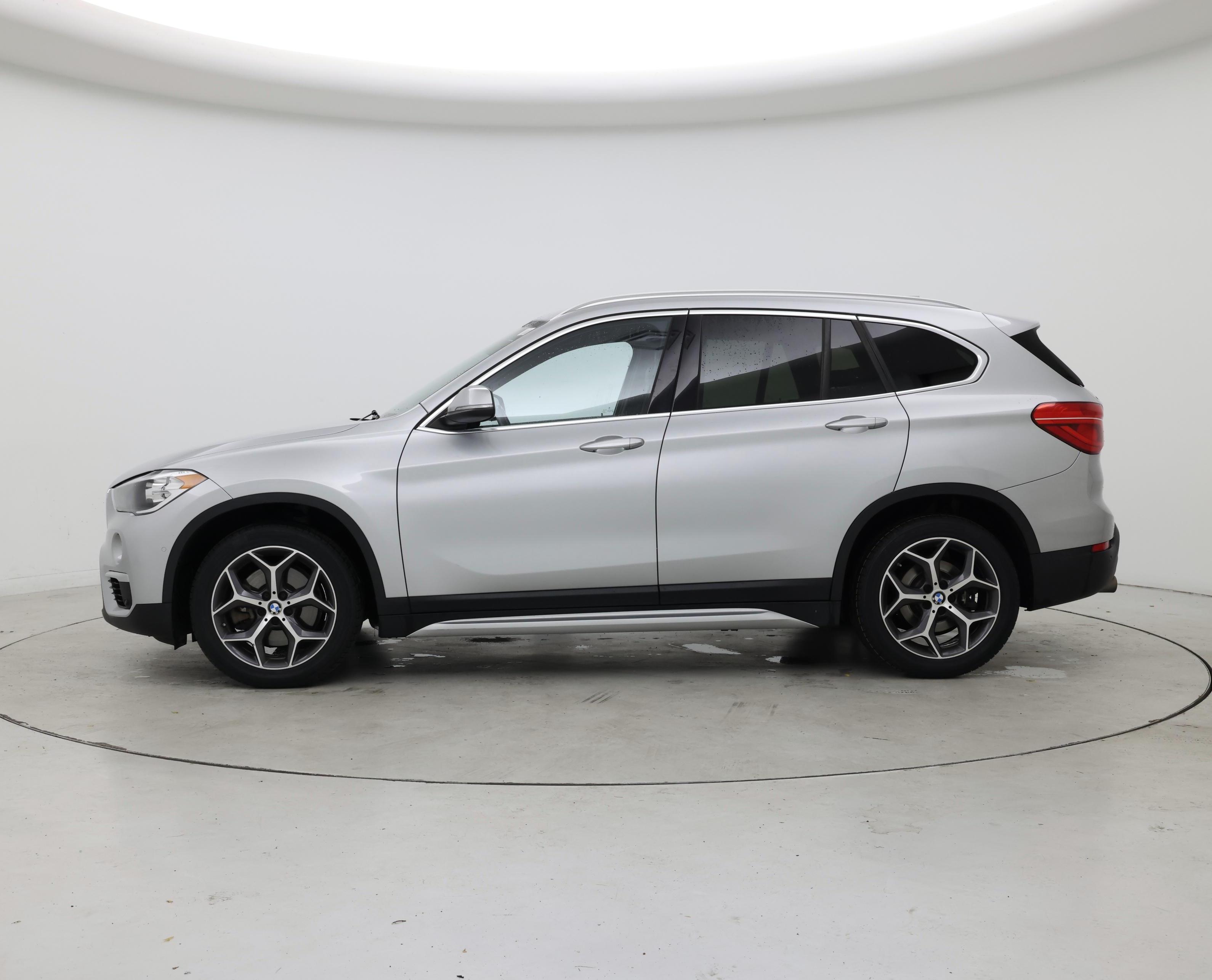 Thumbnail: 2018 BMW X1 - 3