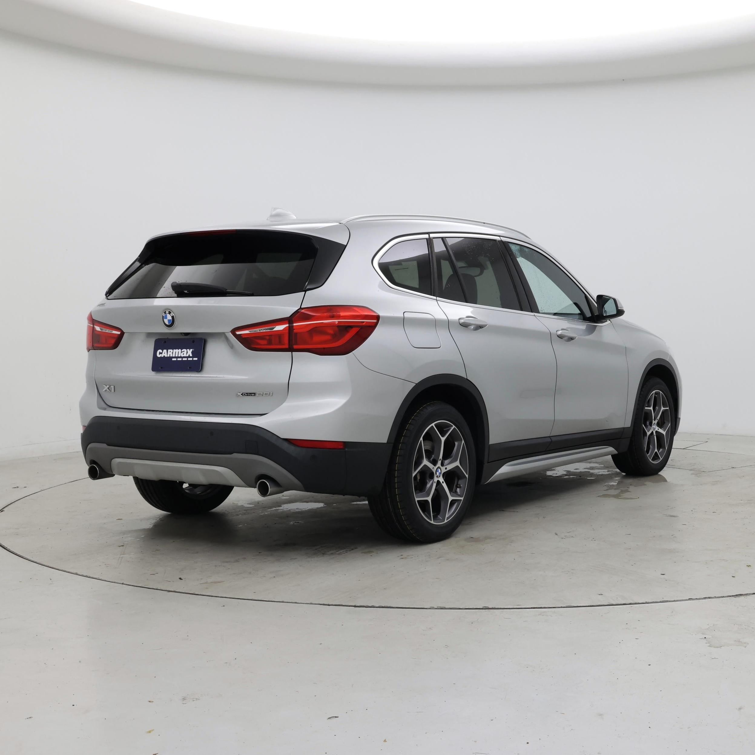Thumbnail: 2018 BMW X1 - 8