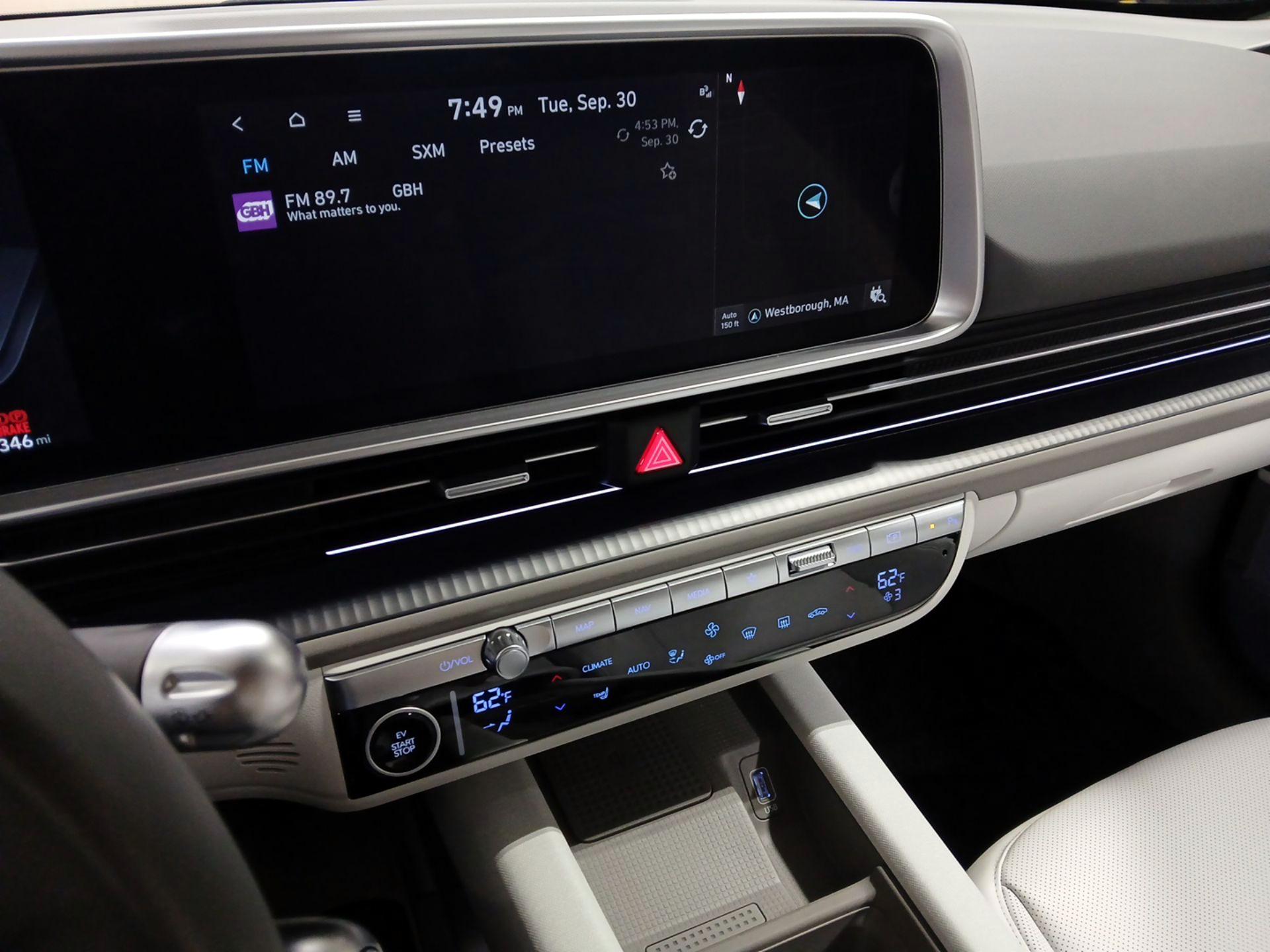 Thumbnail: 2024 Hyundai Ioniq 6 - 16