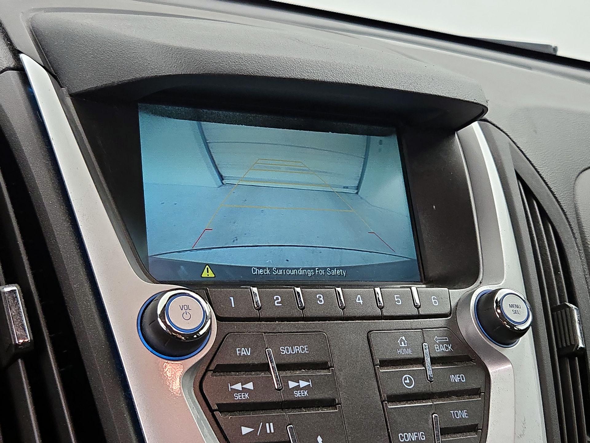 Thumbnail: 2016 Chevrolet Equinox - 13