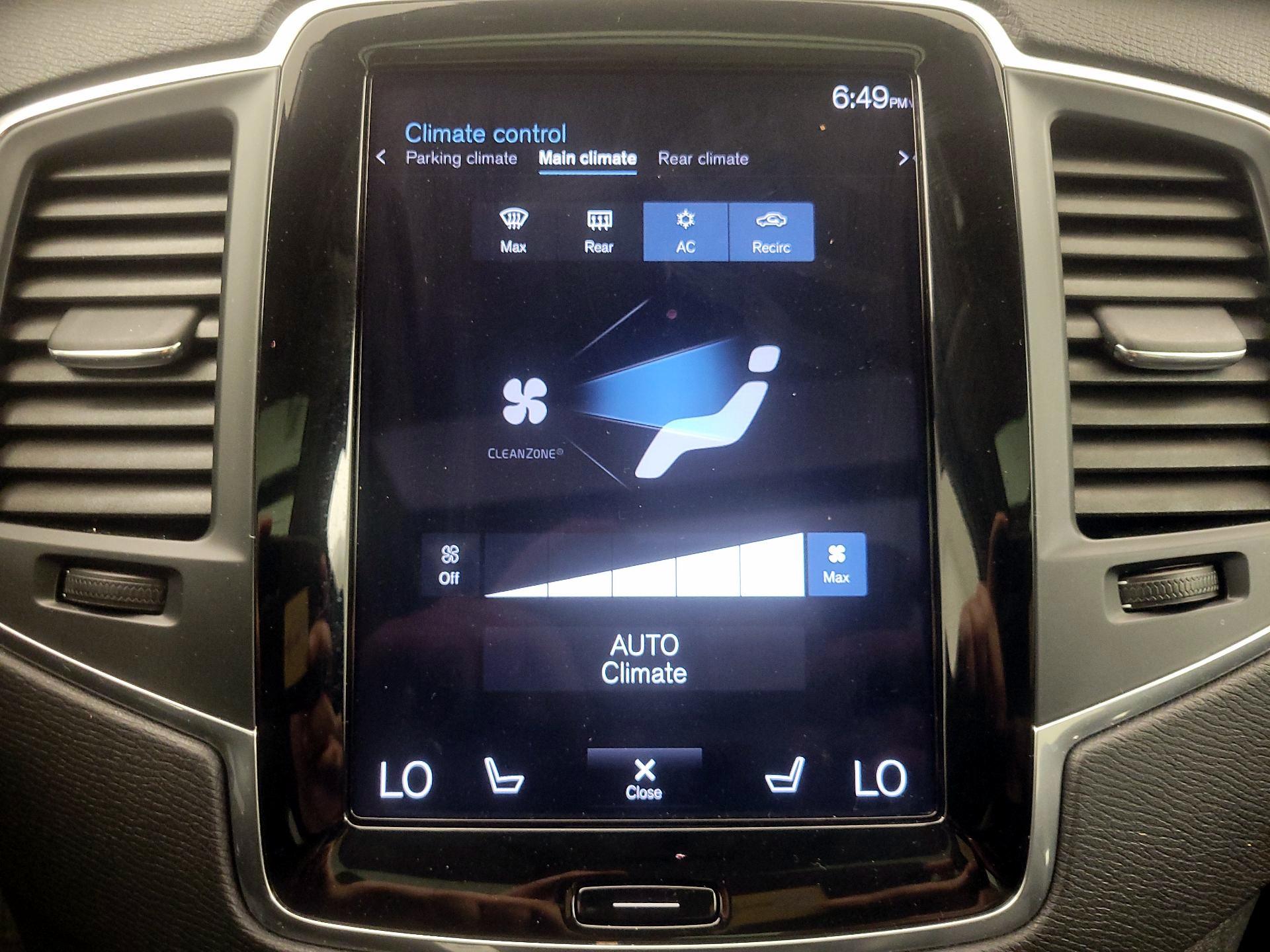Thumbnail: 2022 Volvo XC90 - 17