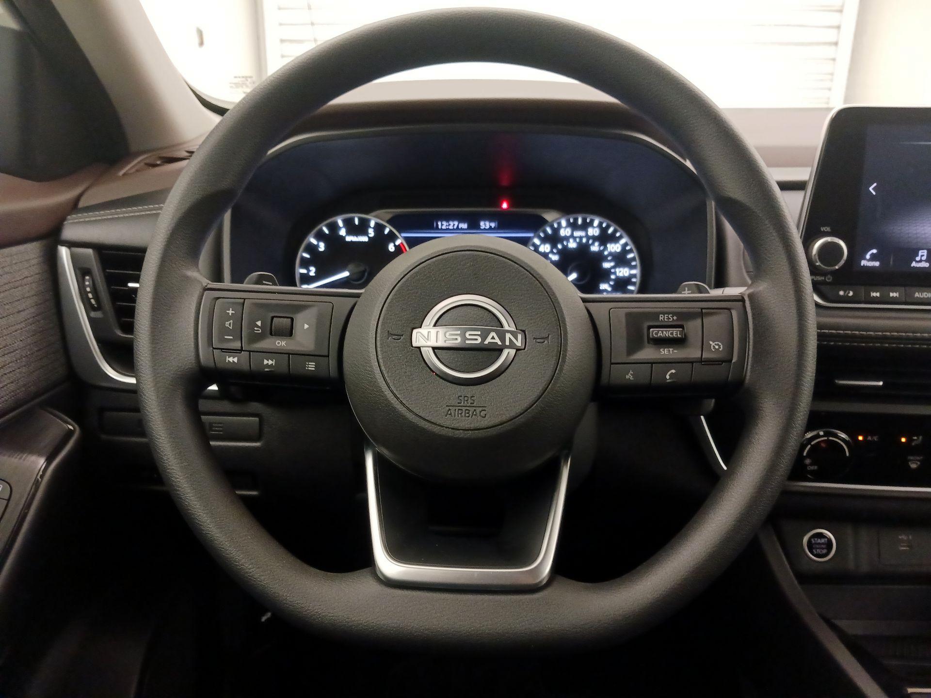 Thumbnail: 2023 Nissan Rogue - 10