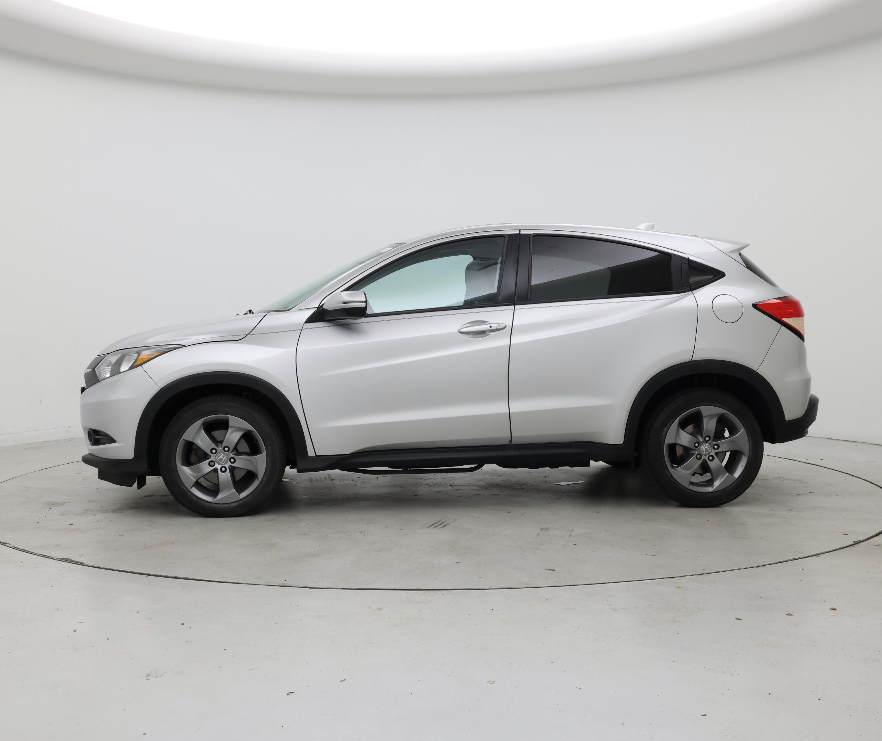 Thumbnail: 2016 Honda HR-V - 3