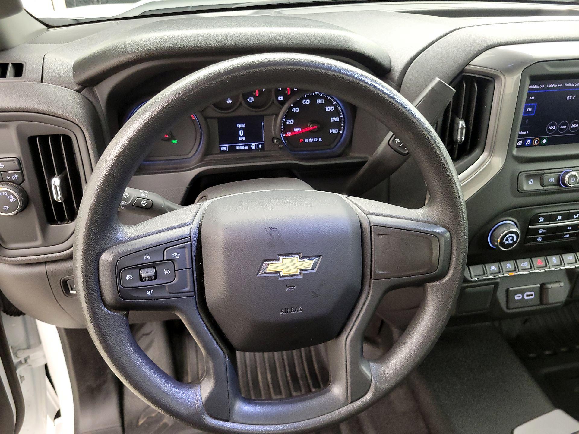 Thumbnail: 2024 Chevrolet Silverado 1500 - 10