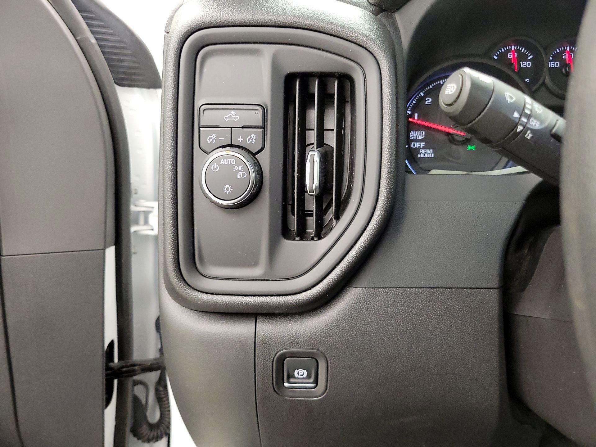Thumbnail: 2024 Chevrolet Silverado 1500 - 13