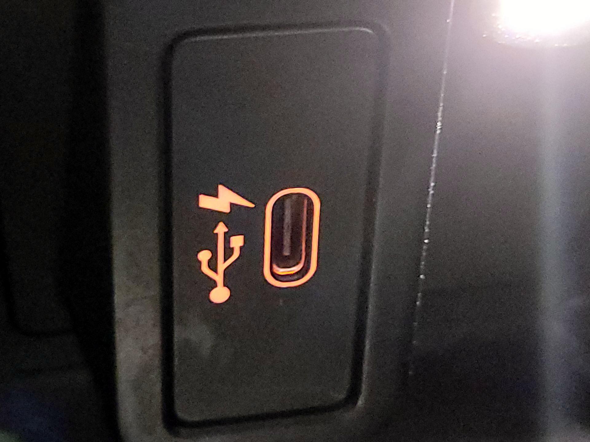 Thumbnail: 2020 BMW X3 - 18