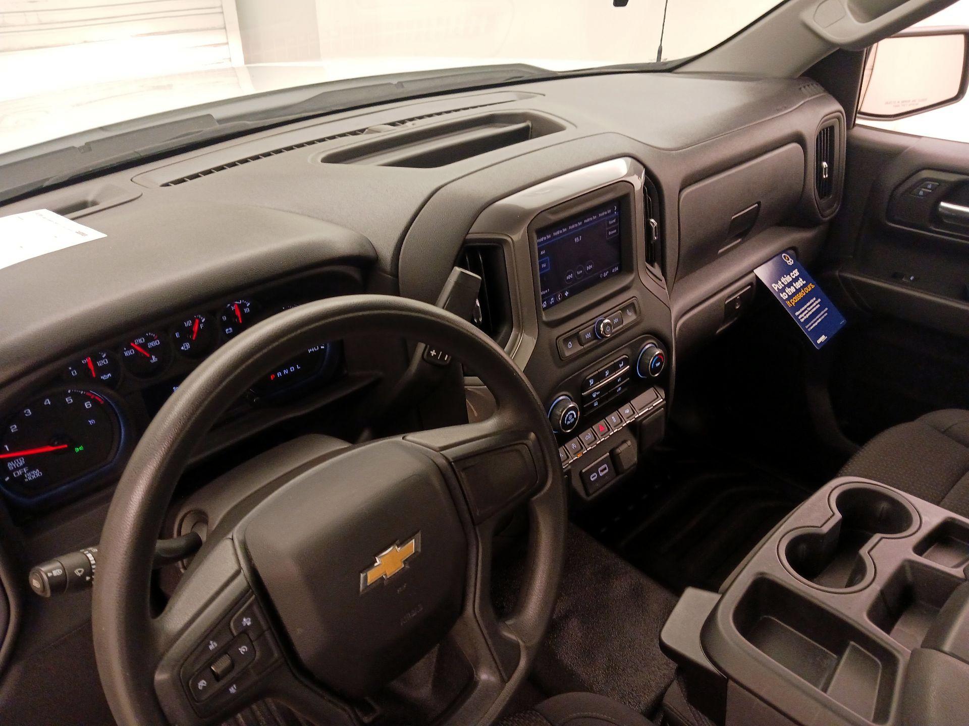Thumbnail: 2024 Chevrolet Silverado 1500 - 9