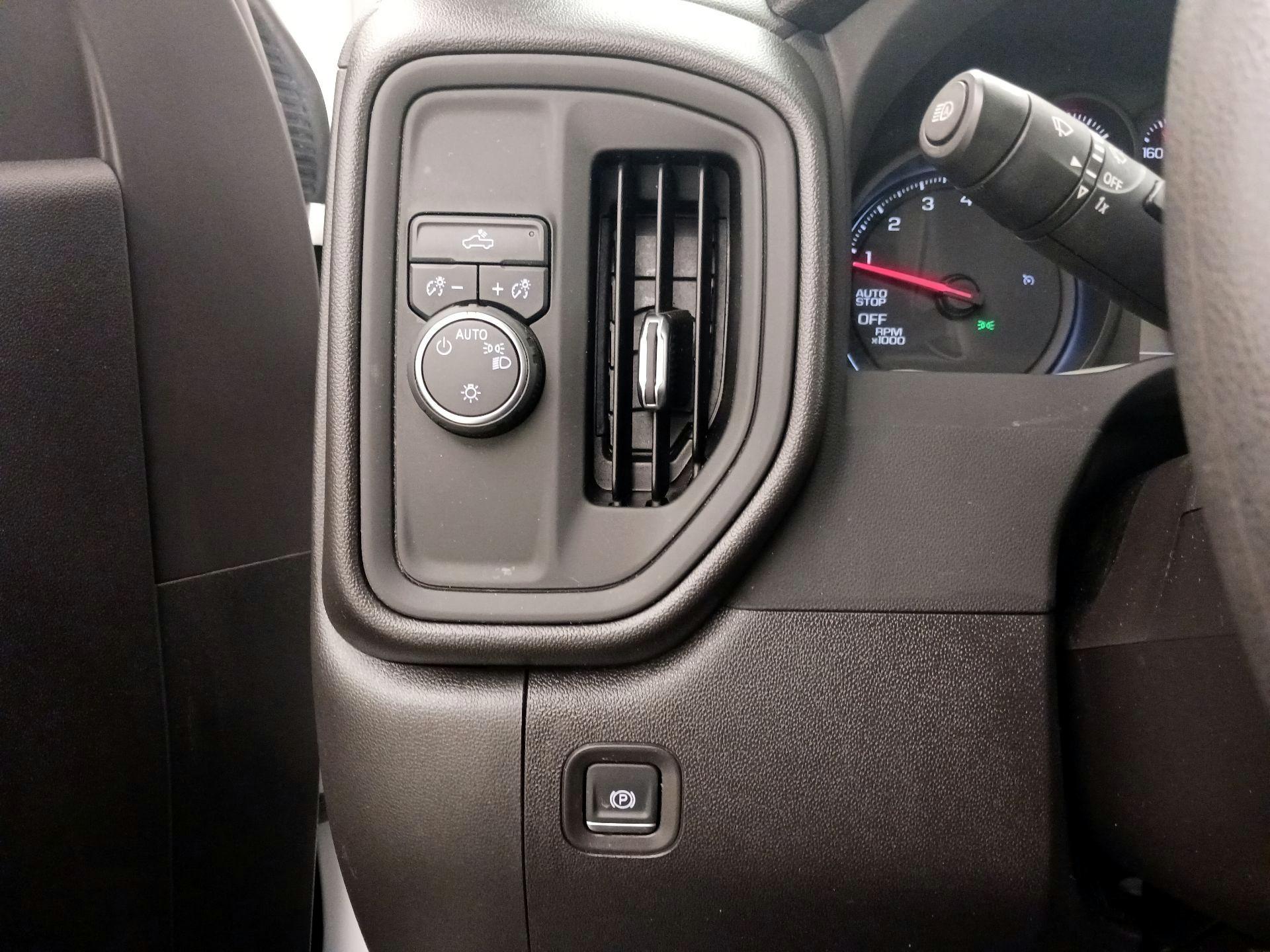 Thumbnail: 2024 Chevrolet Silverado 1500 - 13