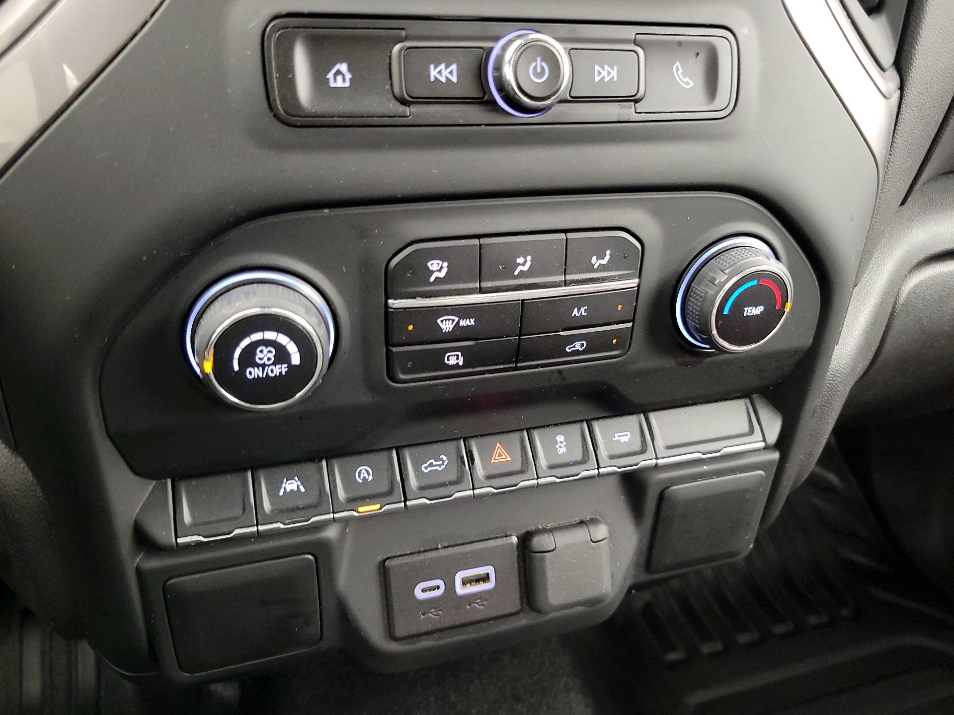 Thumbnail: 2024 Chevrolet Silverado 1500 - 16